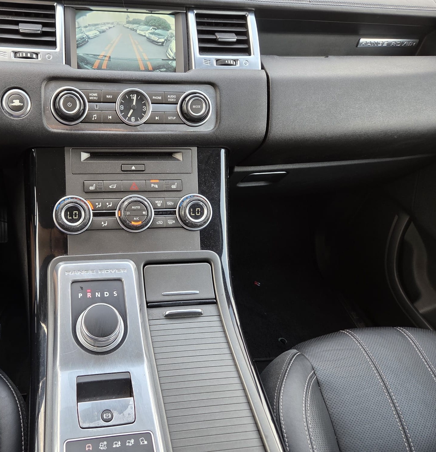 LAND ROVER Range Rover Sport 3.0 TDV6 HSE Automatic-image-14