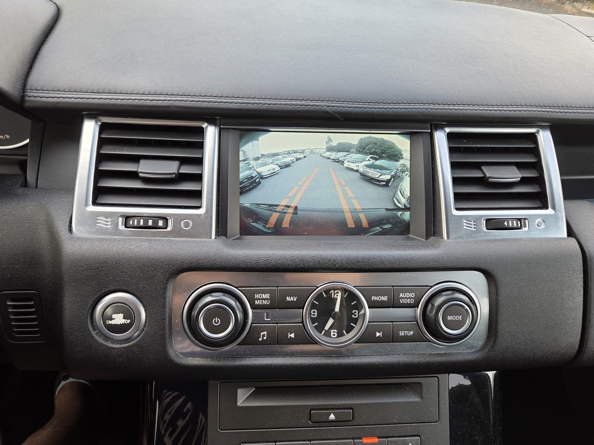 LAND ROVER Range Rover Sport 3.0 TDV6 HSE Automatic-image-13