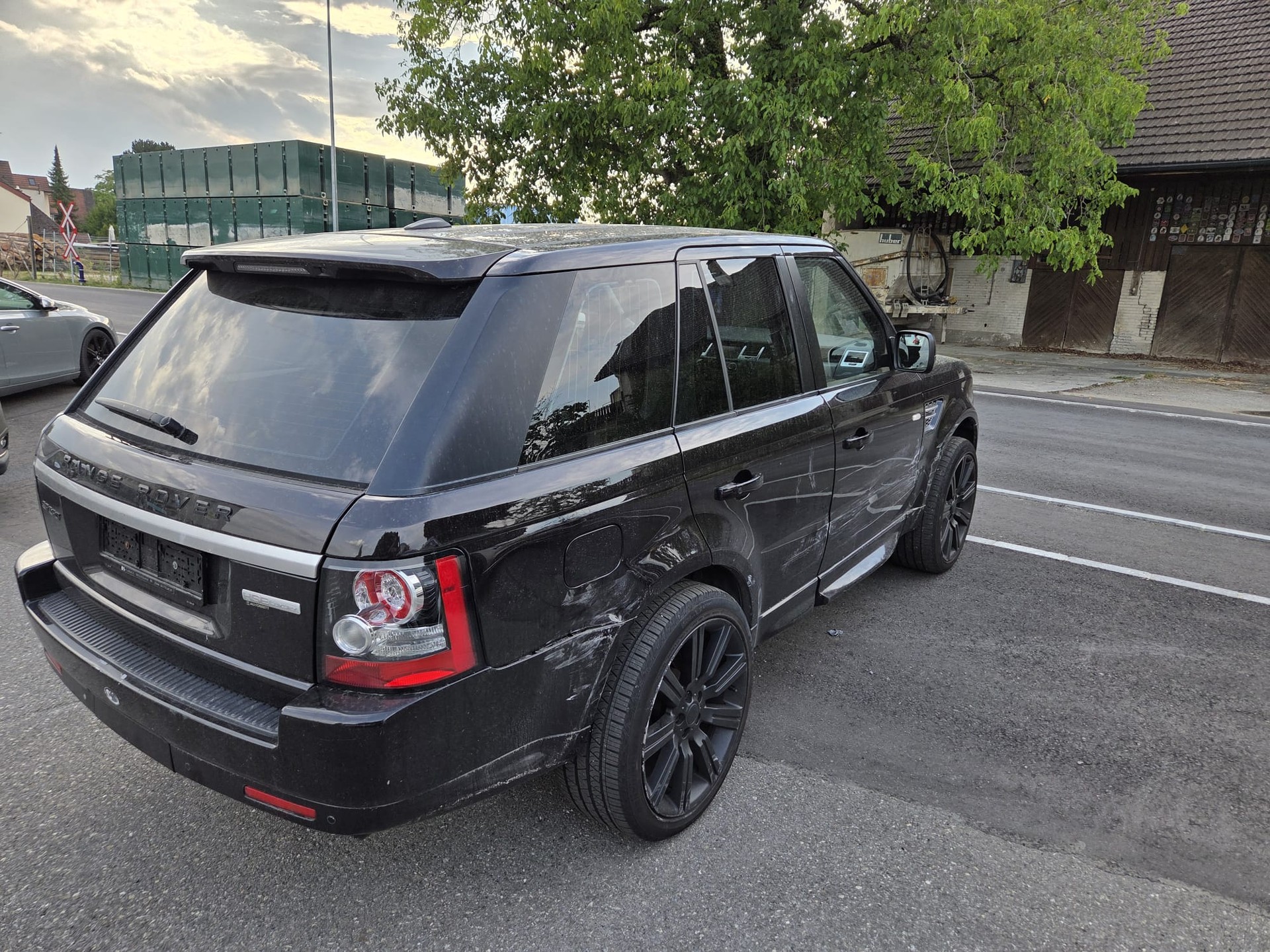 LAND ROVER Range Rover Sport 3.0 TDV6 HSE Automatic-image-4
