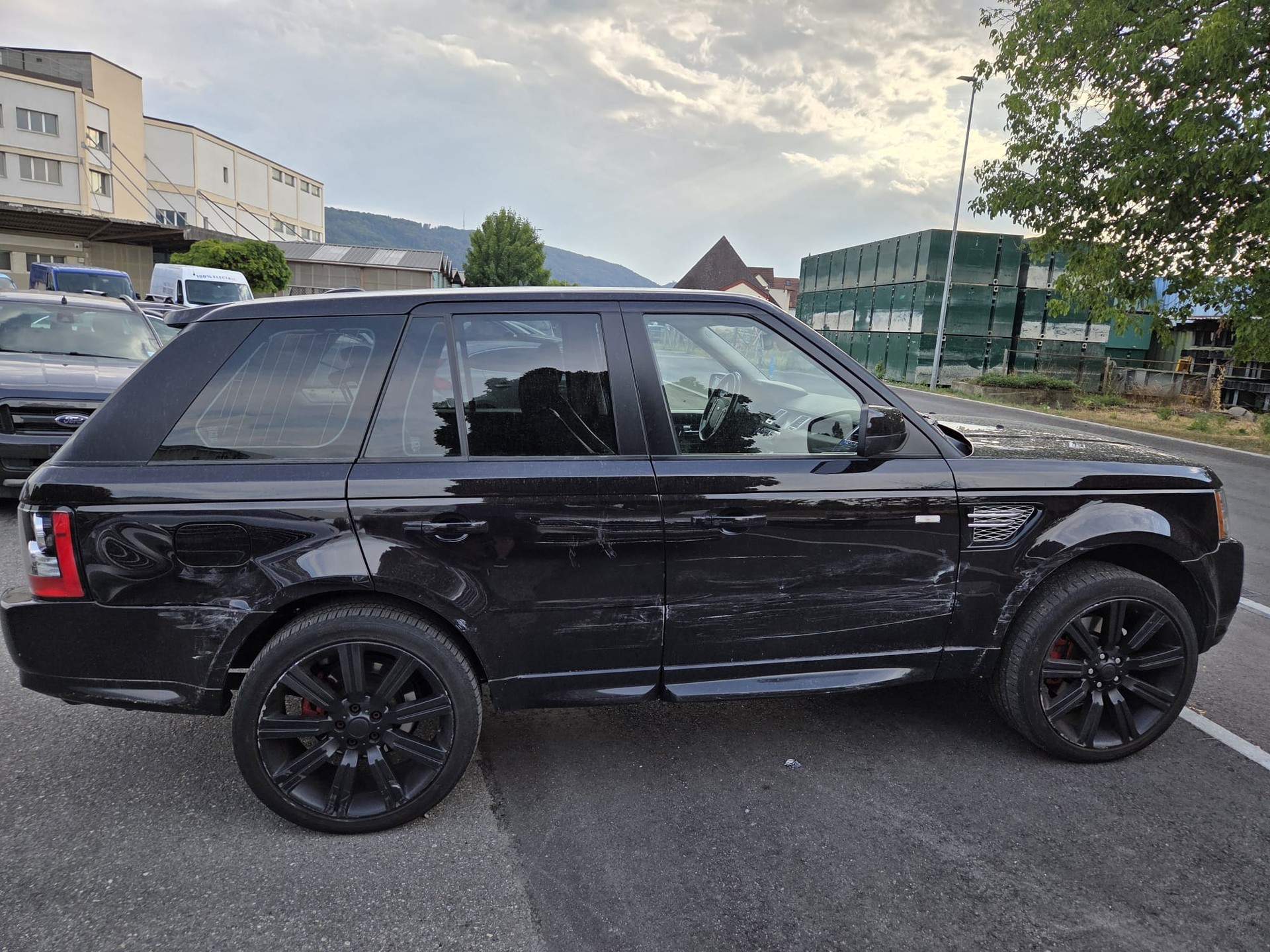LAND ROVER Range Rover Sport 3.0 TDV6 HSE Automatic-image-5