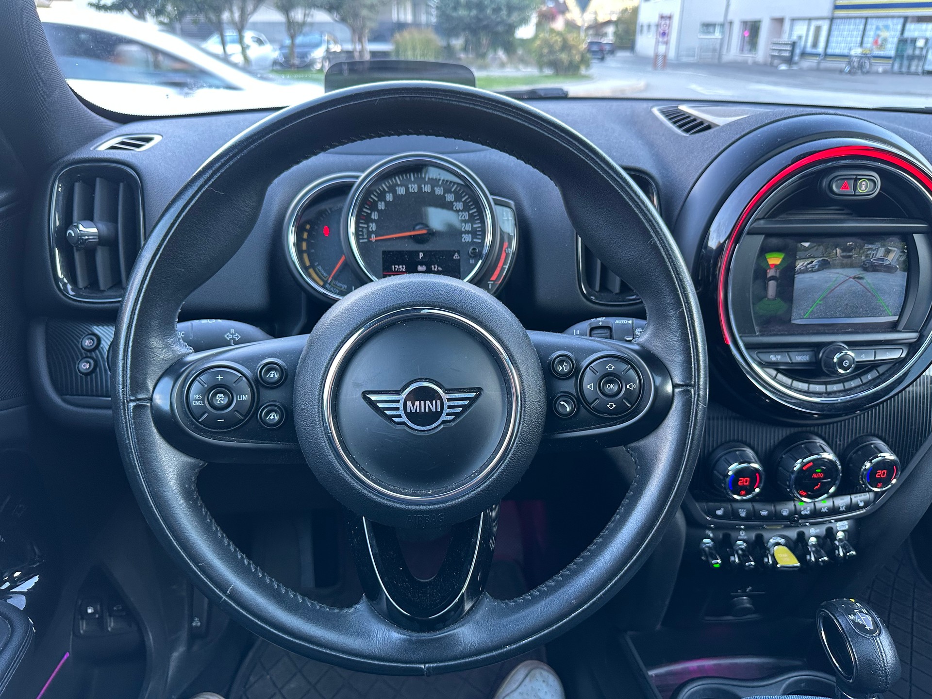MINI Countryman Cooper S E ALL4 Steptronic-image-10