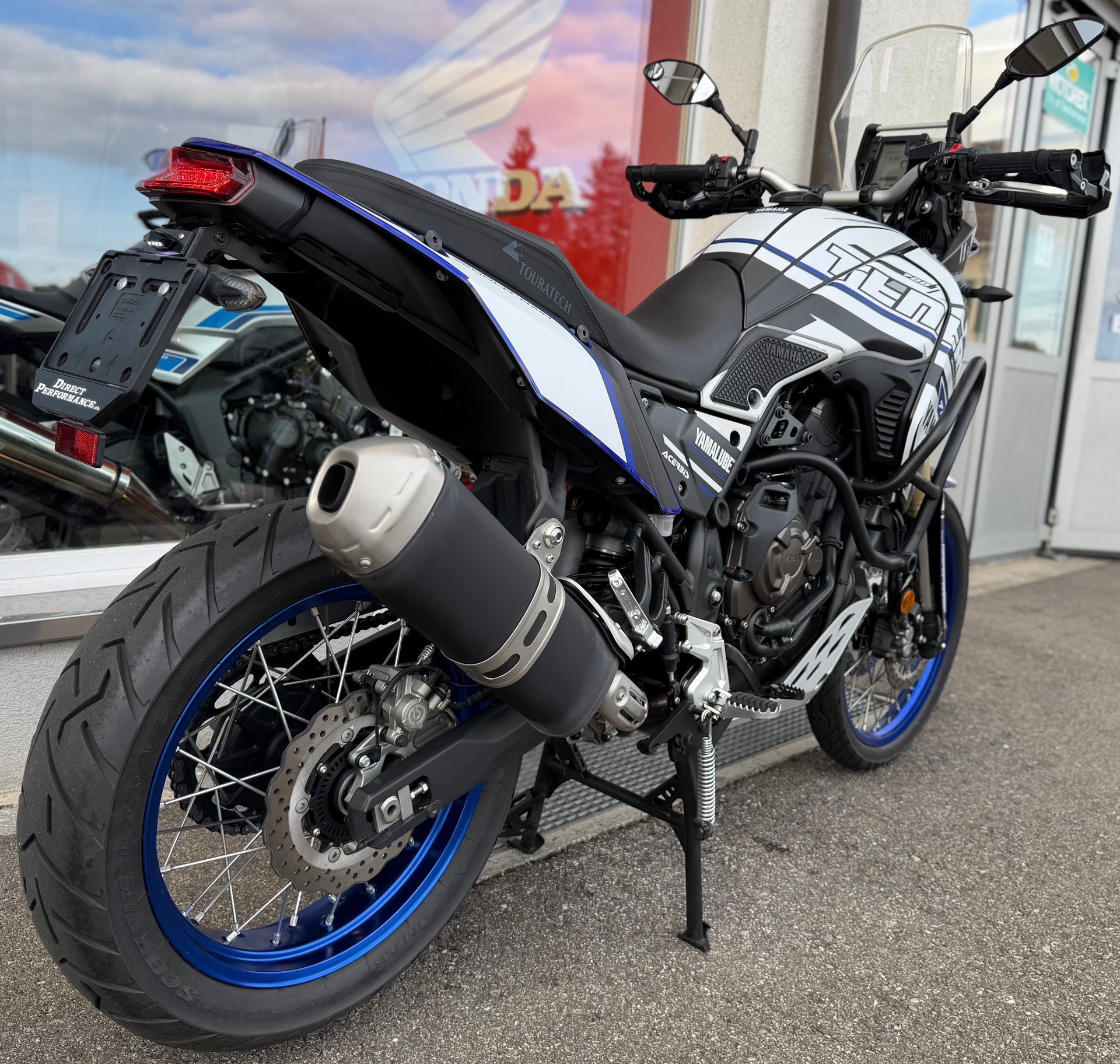 YAMAHA Tenere 700-showroom-element-3