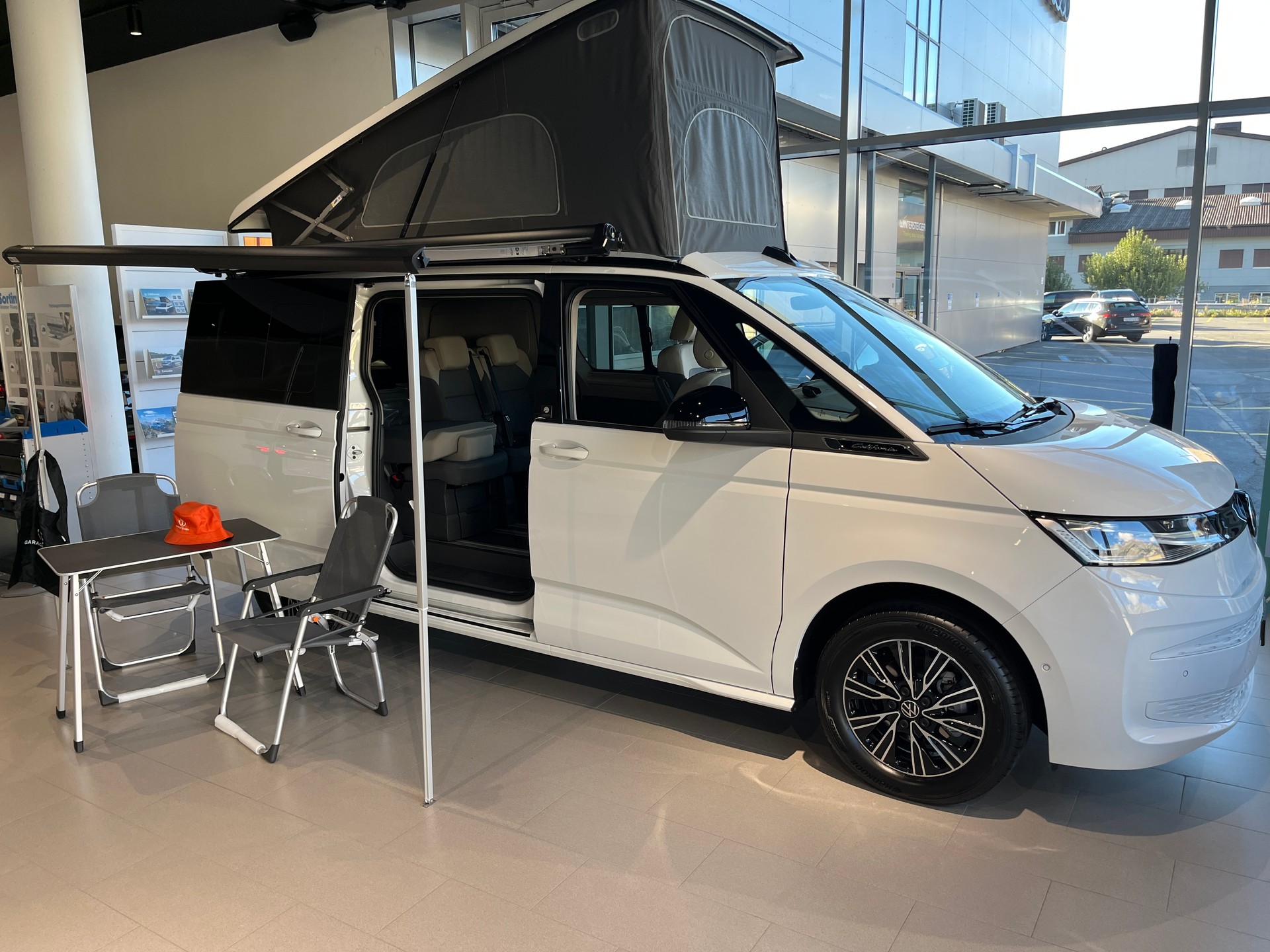 VW California 2.0 TDI Beach Tour Liberty DSG-image-12