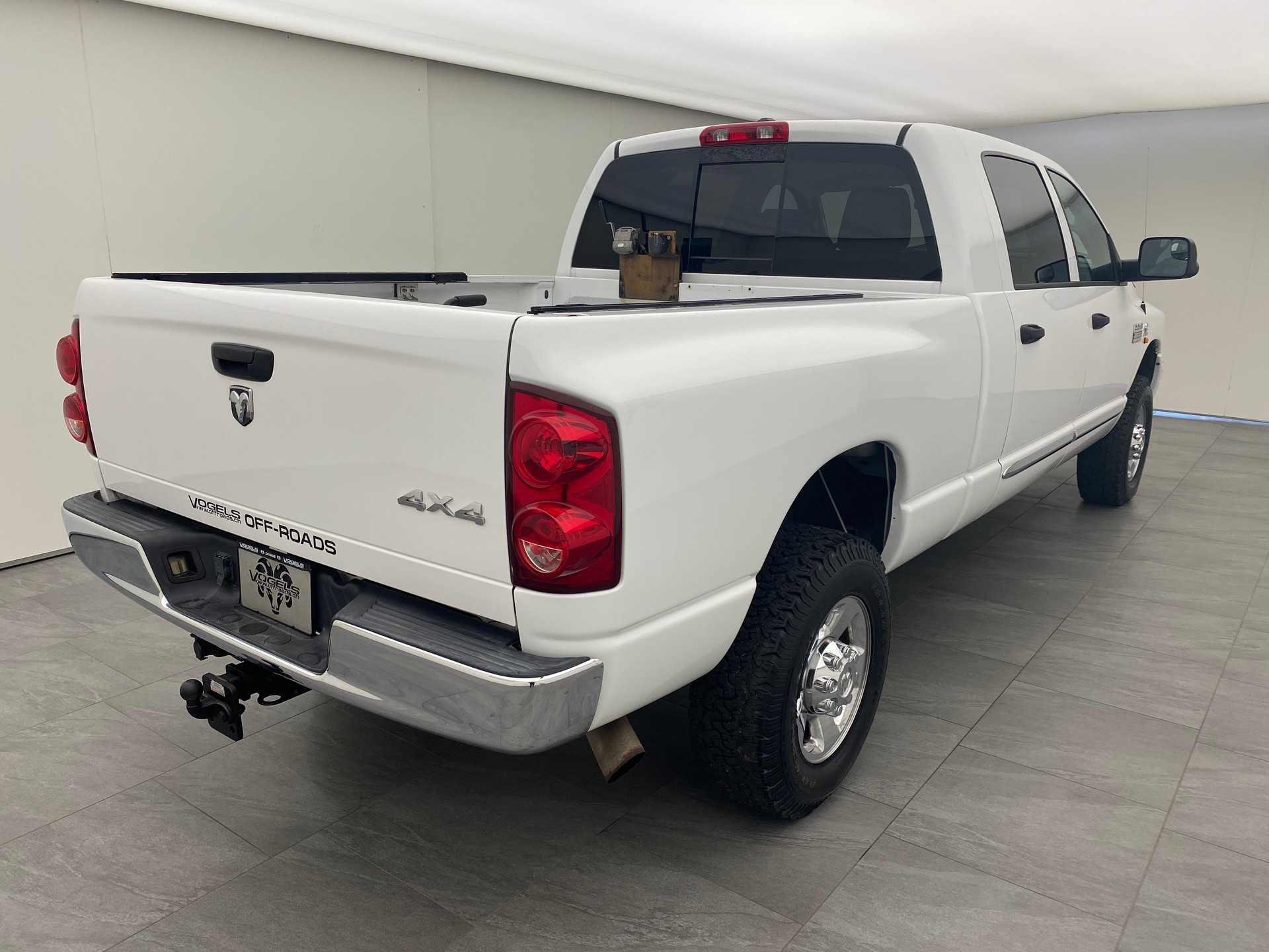 DODGE Ram 2500 6.7 TD Mega Cab-image-3