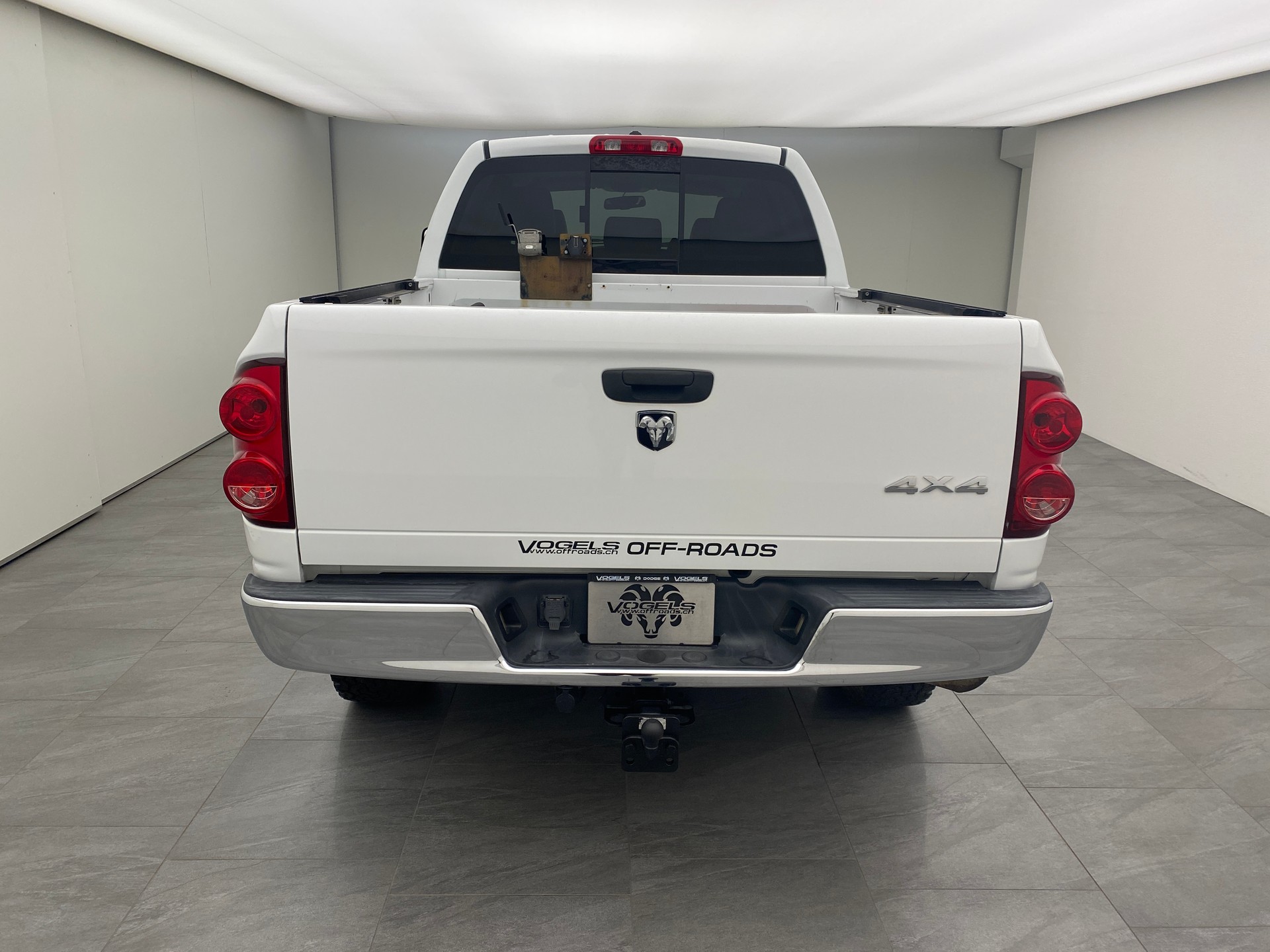 DODGE Ram 2500 6.7 TD Mega Cab-image-4