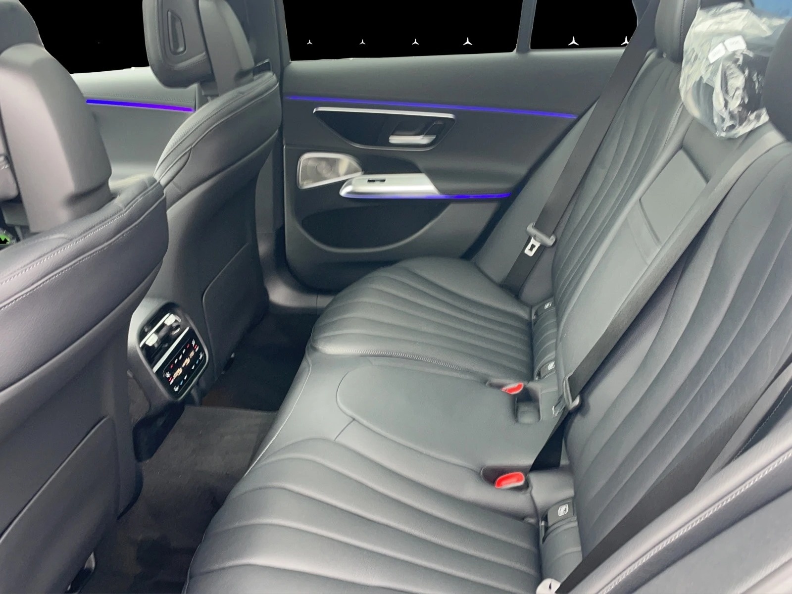 MERCEDES-BENZ E 300 de T 4Matic 9G-Tronic-image-12