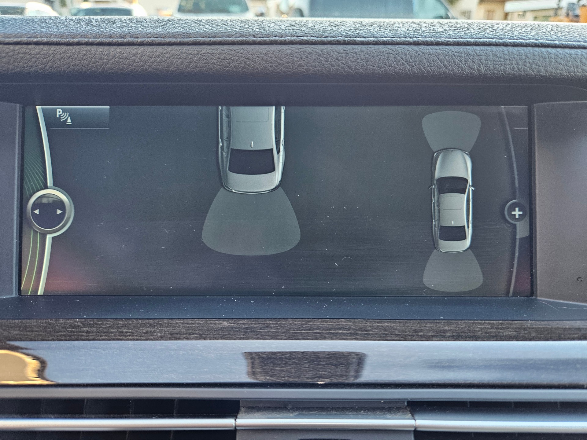 BMW 740d xDrive-image-19