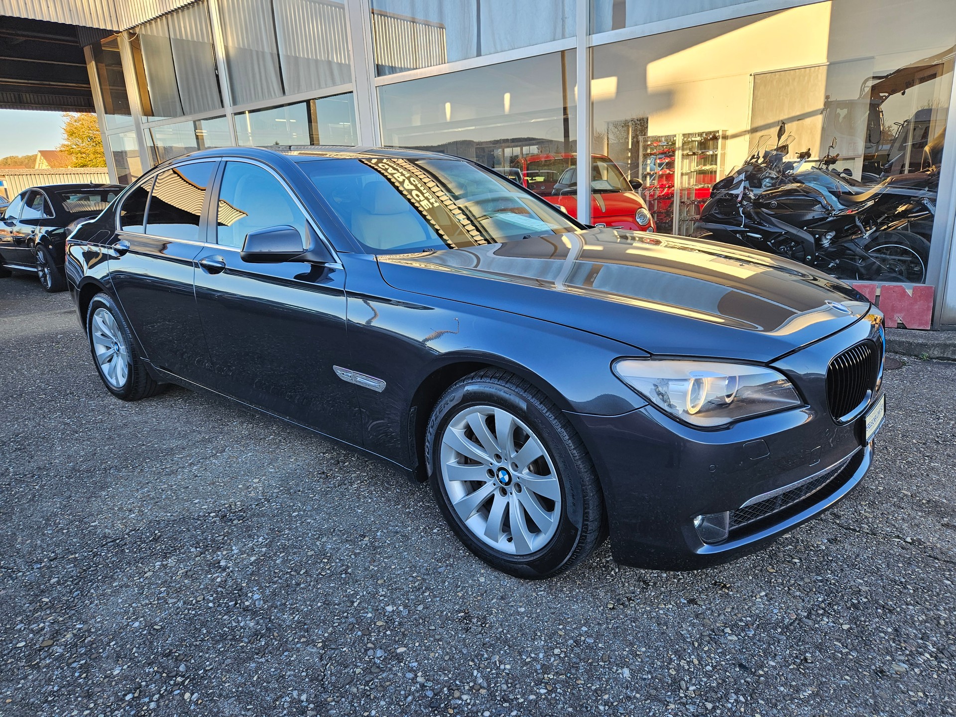 BMW 740d xDrive-image-0
