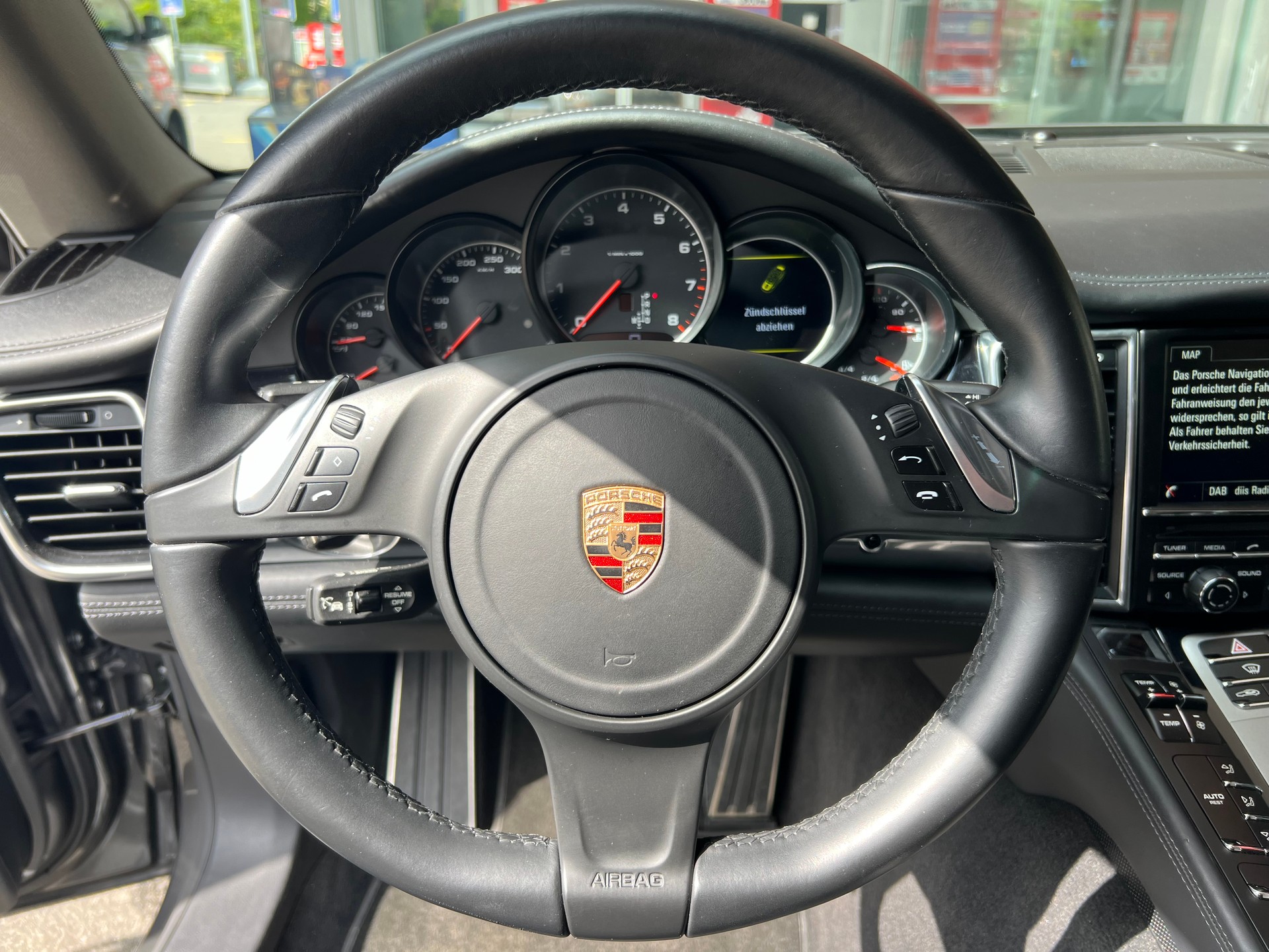 PORSCHE Panamera 4 3.6 PDK-image-7