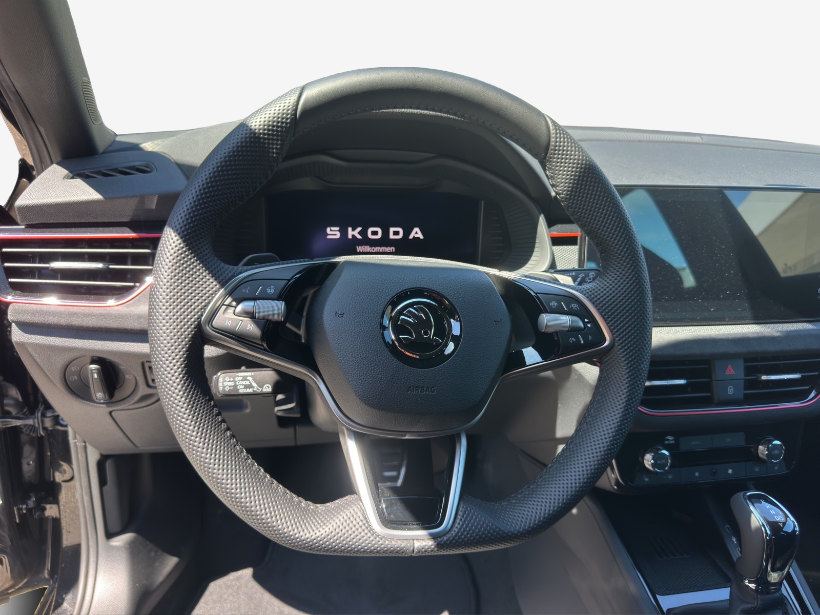 SKODA Scala 1.0 TSI Selection DSG-image-9