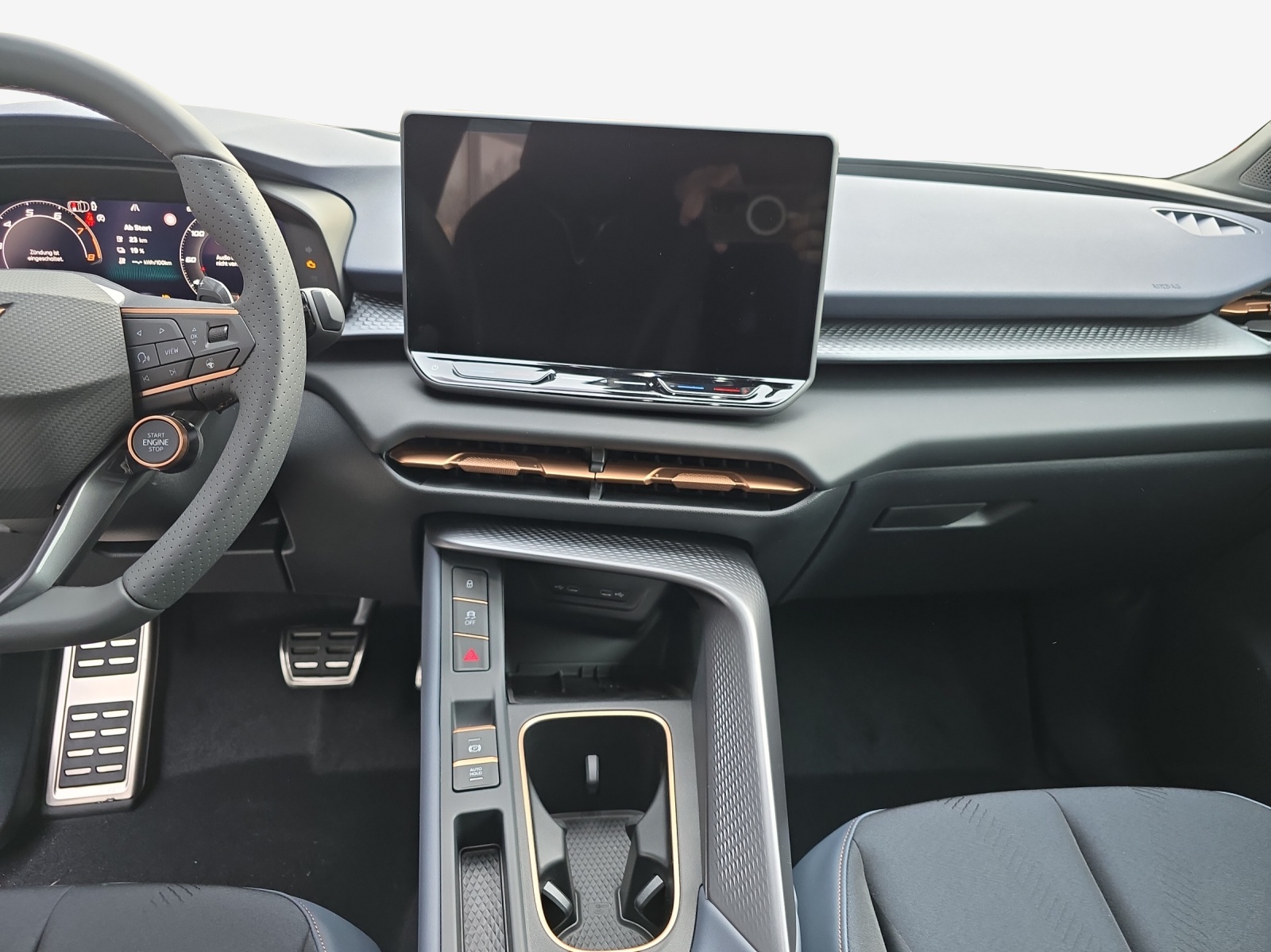 CUPRA Terramar 1.5 eHybrid DSG VZ-image-10