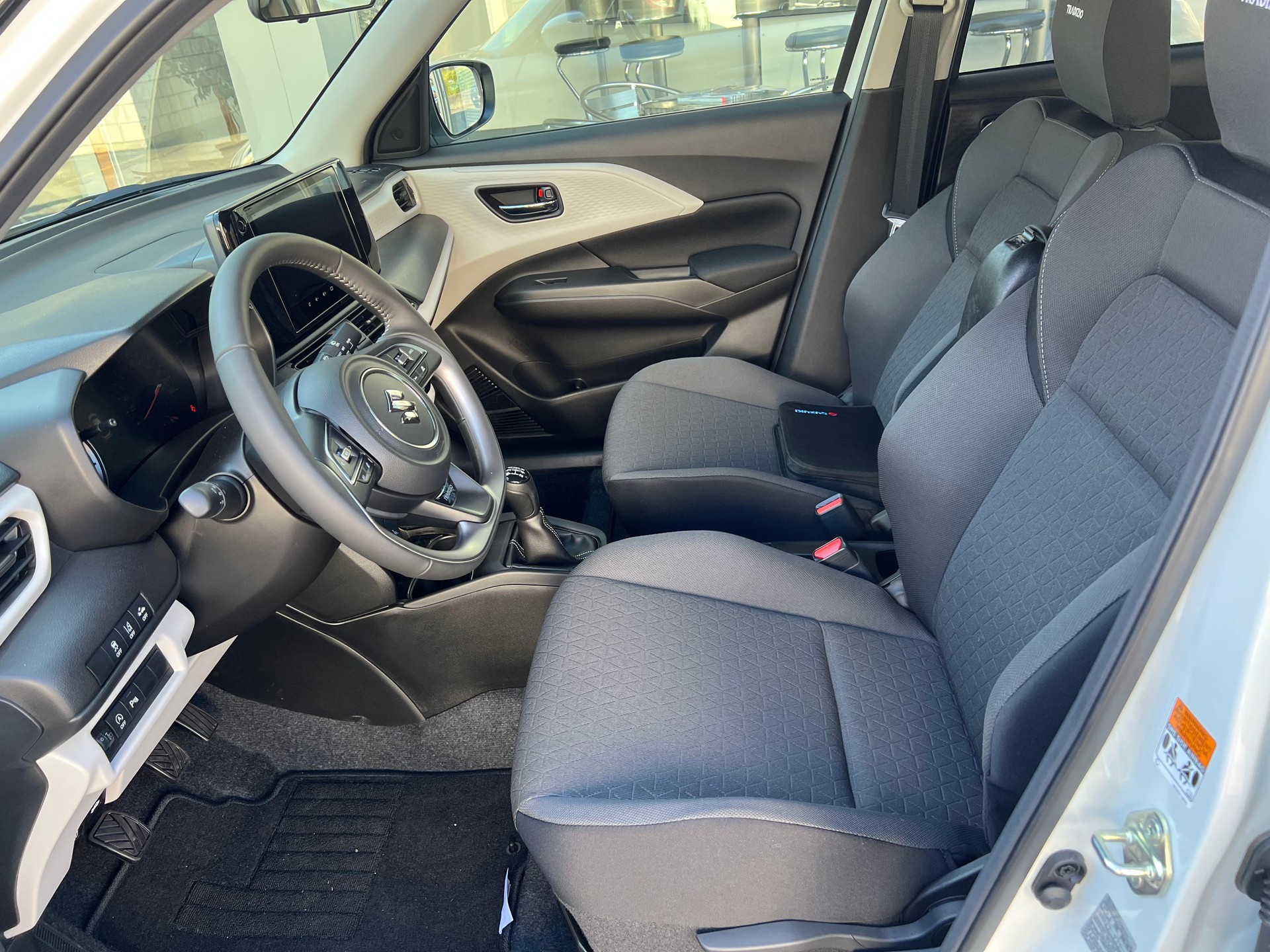 SUZUKI Swift 1.2 Tradizio Hybrid 4x4-image-6