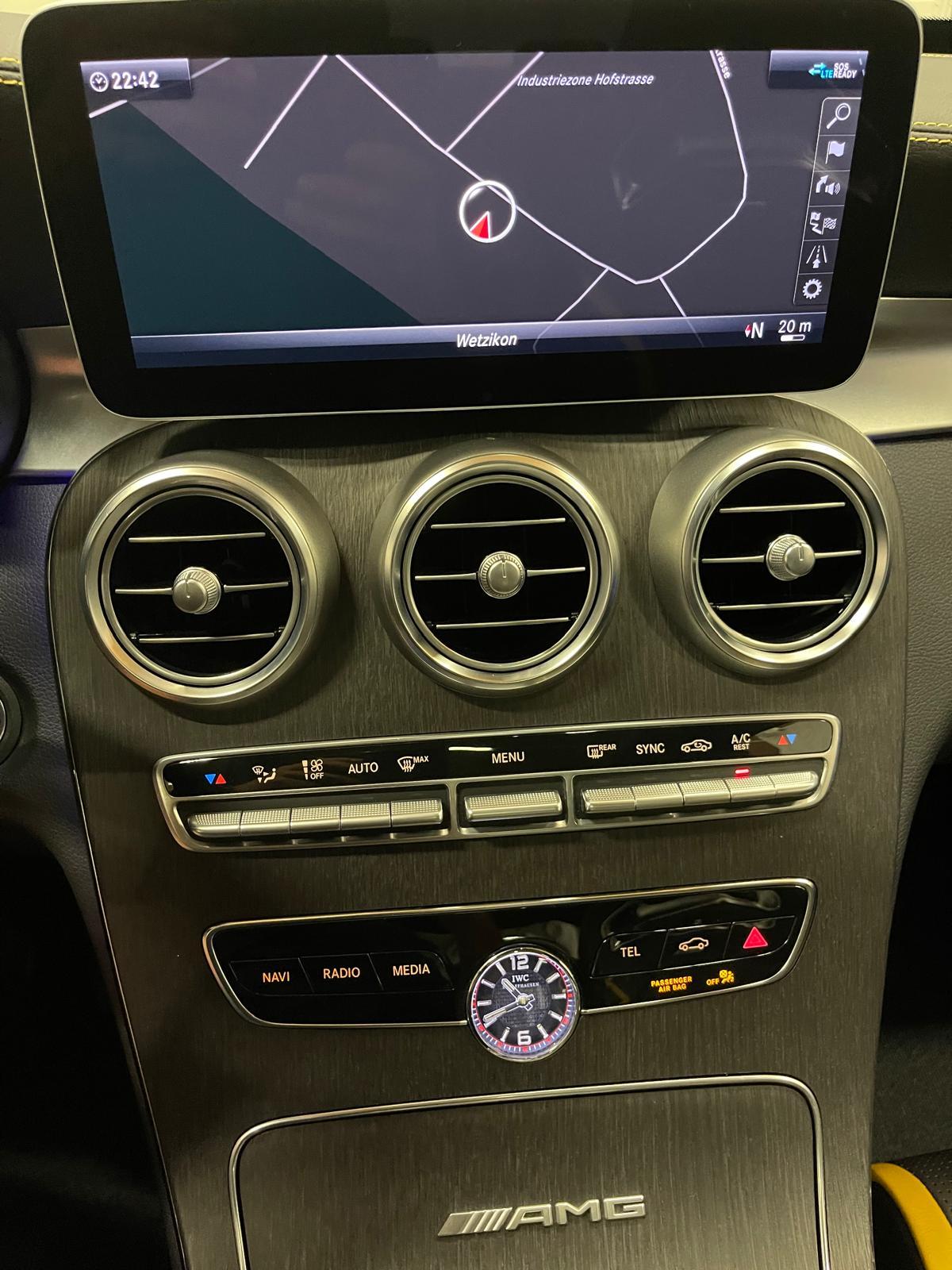 MERCEDES-BENZ C 63 S AMG-image-23