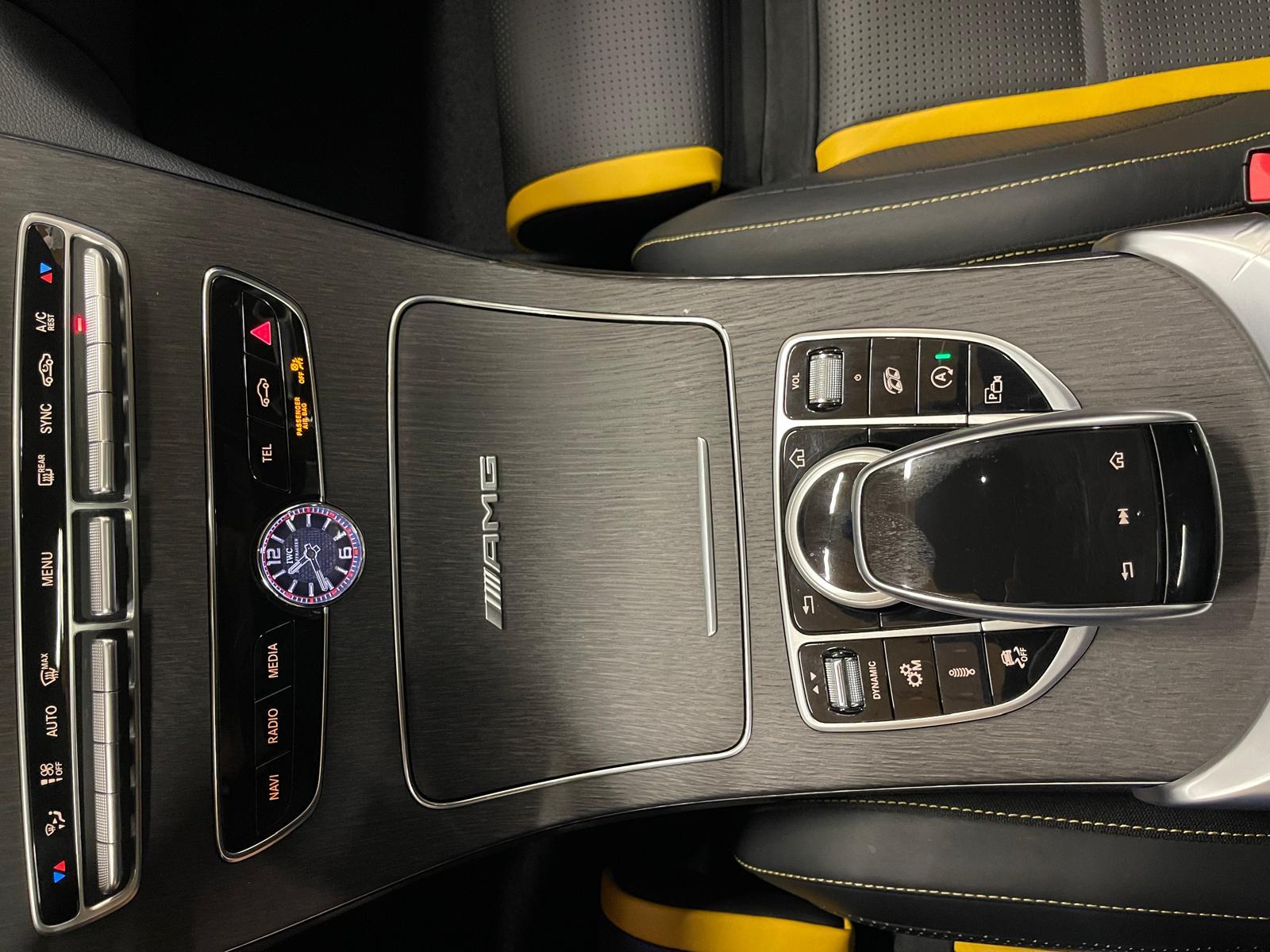 MERCEDES-BENZ C 63 S AMG-image-26