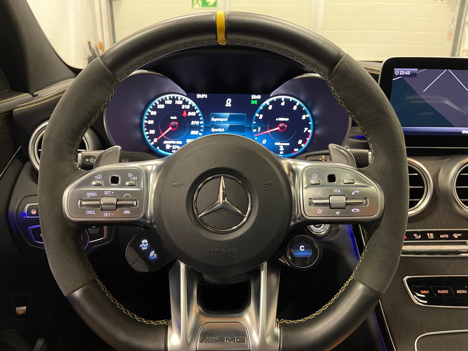 MERCEDES-BENZ C 63 S AMG-image-21