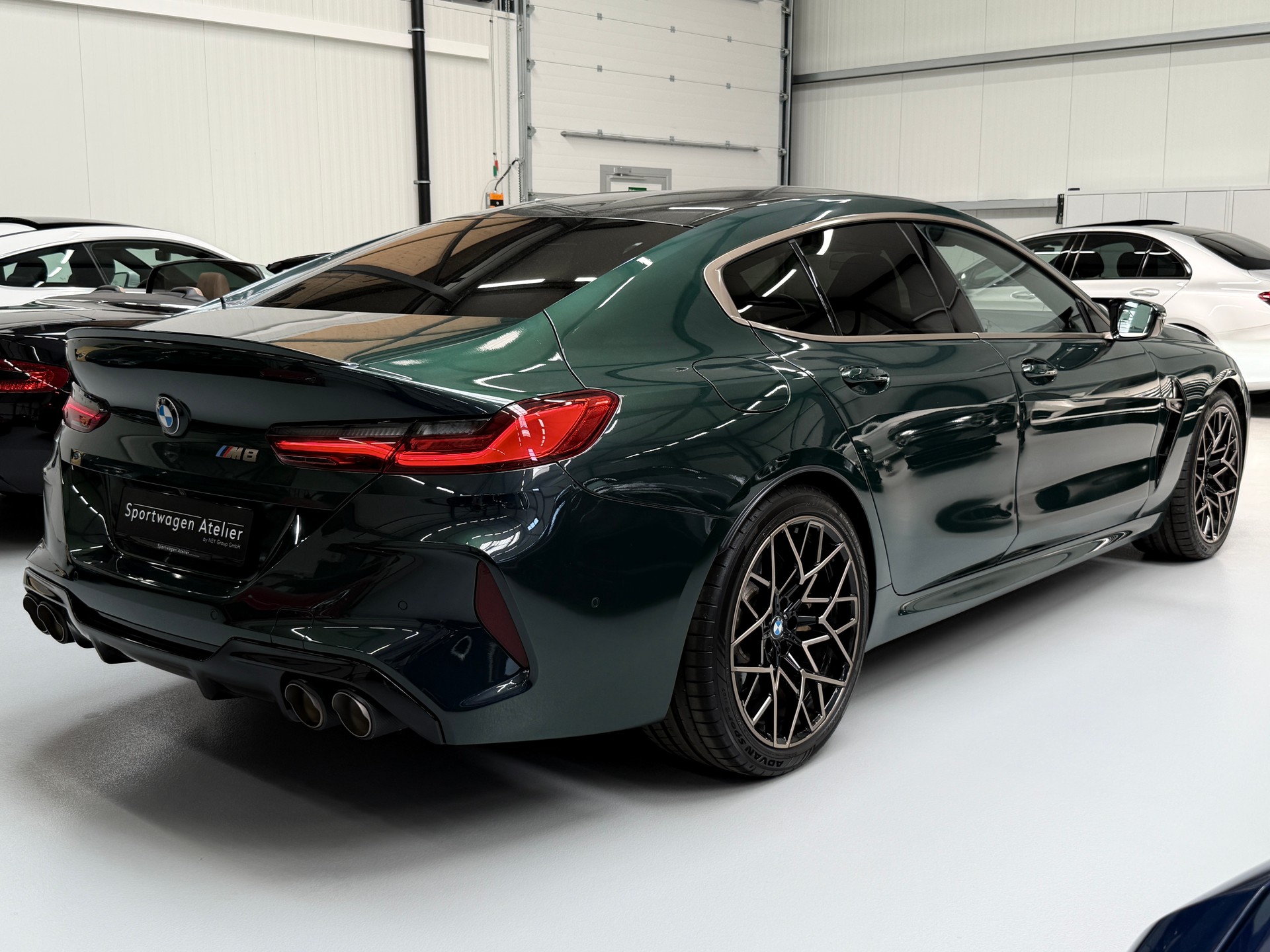 BMW M8 xDrive M Competition First Edition 1/400 "Akrapovic"-image-7