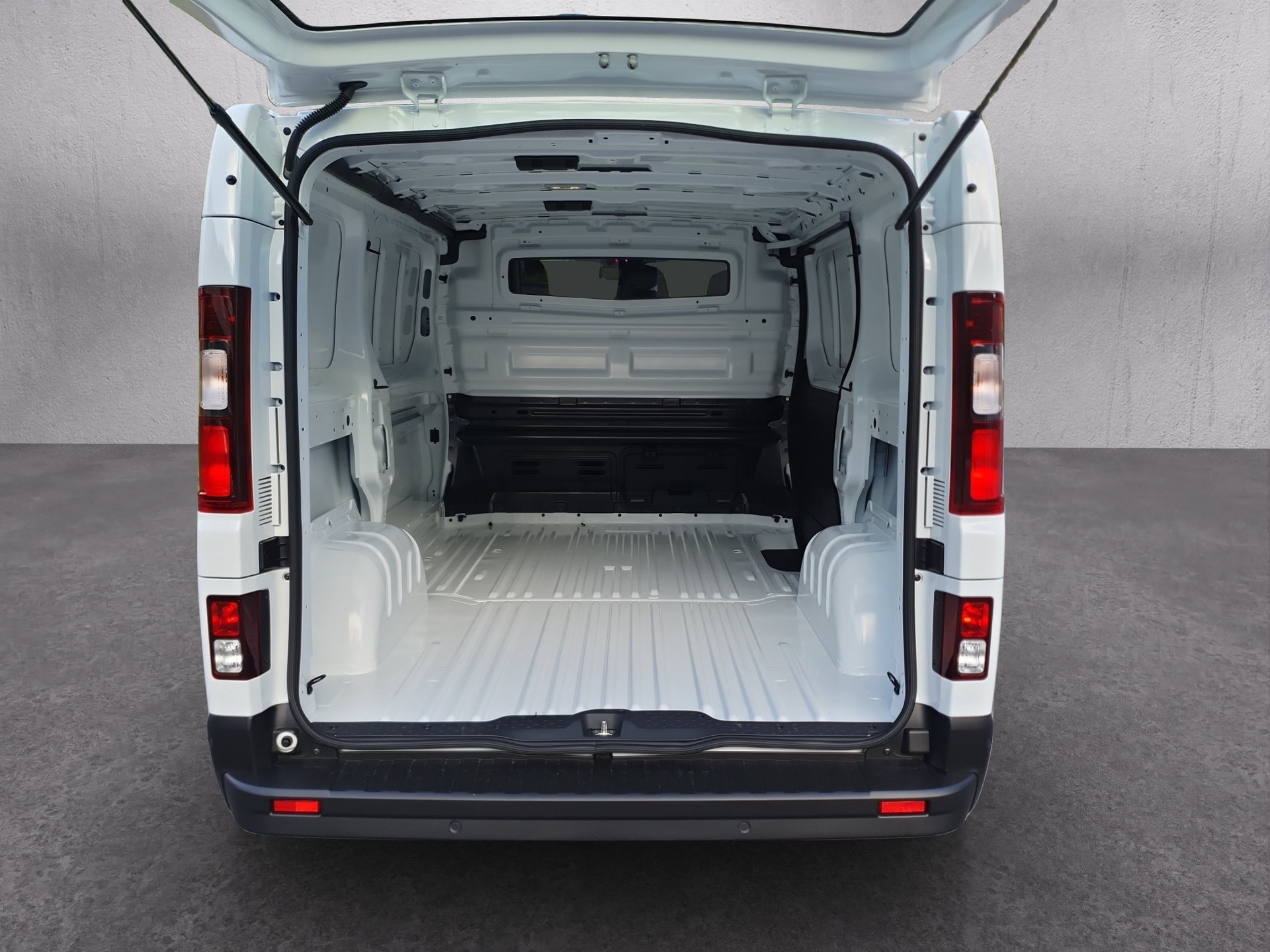 NISSAN Primastar 150 L1H1 N-Connecta DCT HK-image-18