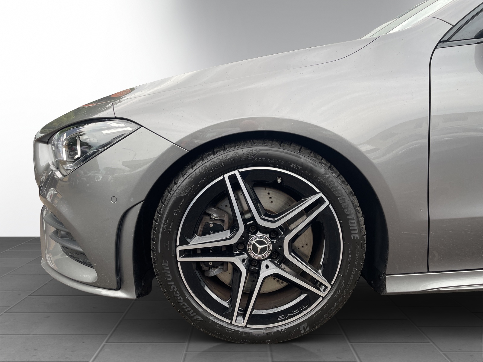 MERCEDES-BENZ CLA 220 AMG Line 7G-DCT-image-6
