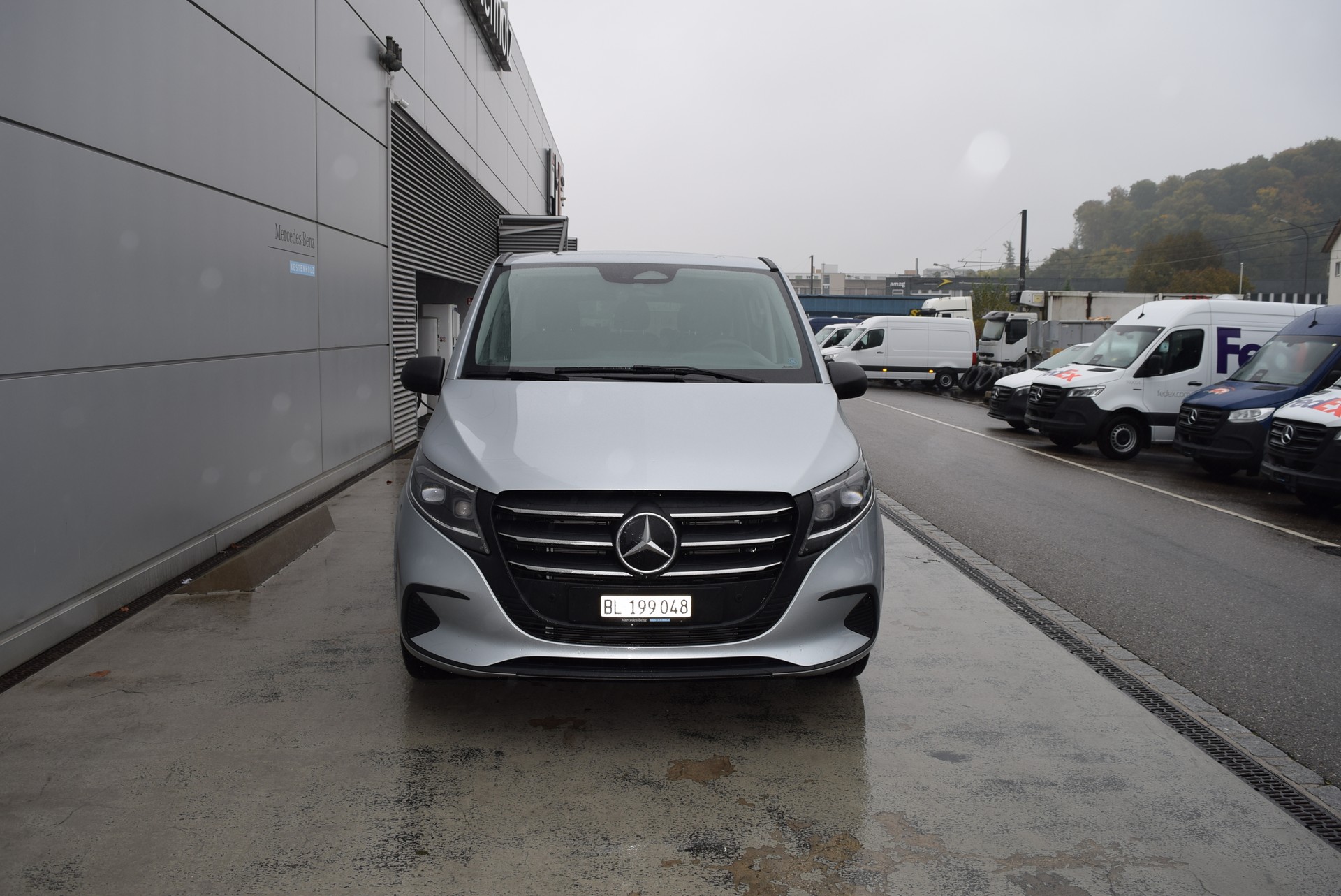 MERCEDES-BENZ Vito 116 CDI Lang Tourer 9G-Tronic 4M Select-showroom-element-1