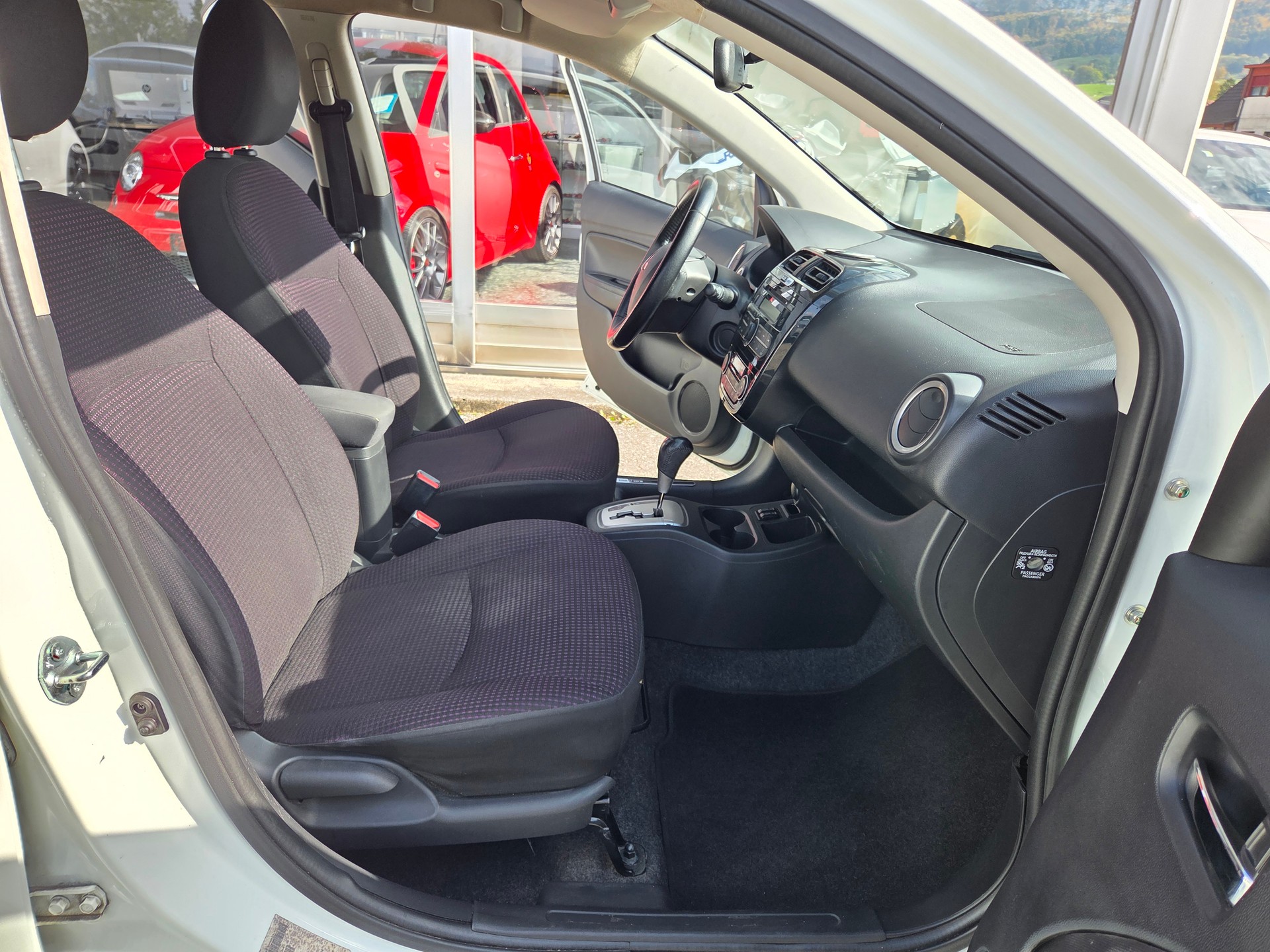 MITSUBISHI Space Star 1.2 Intense CVT-image-9