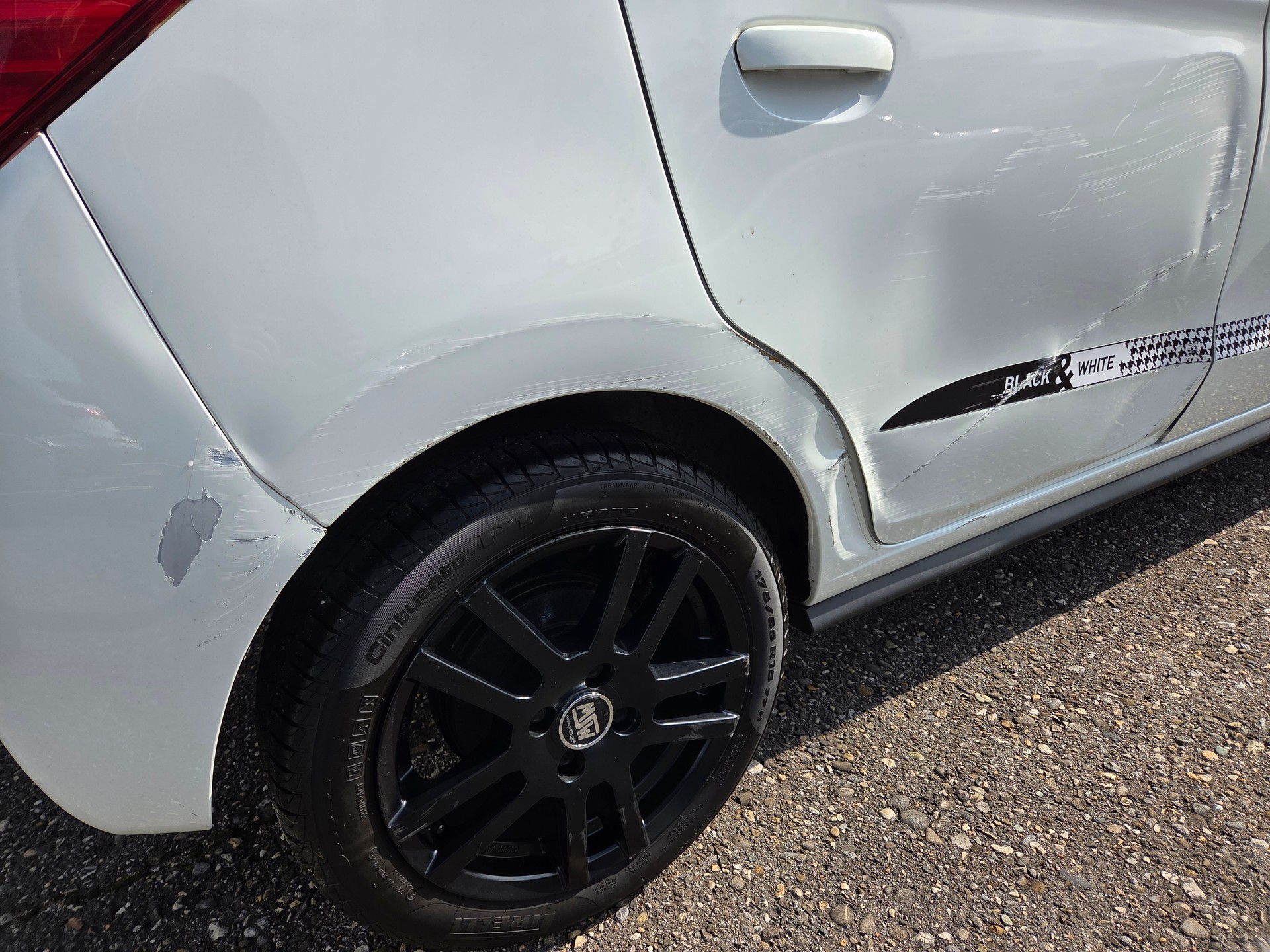MITSUBISHI Space Star 1.2 Intense CVT-image-19