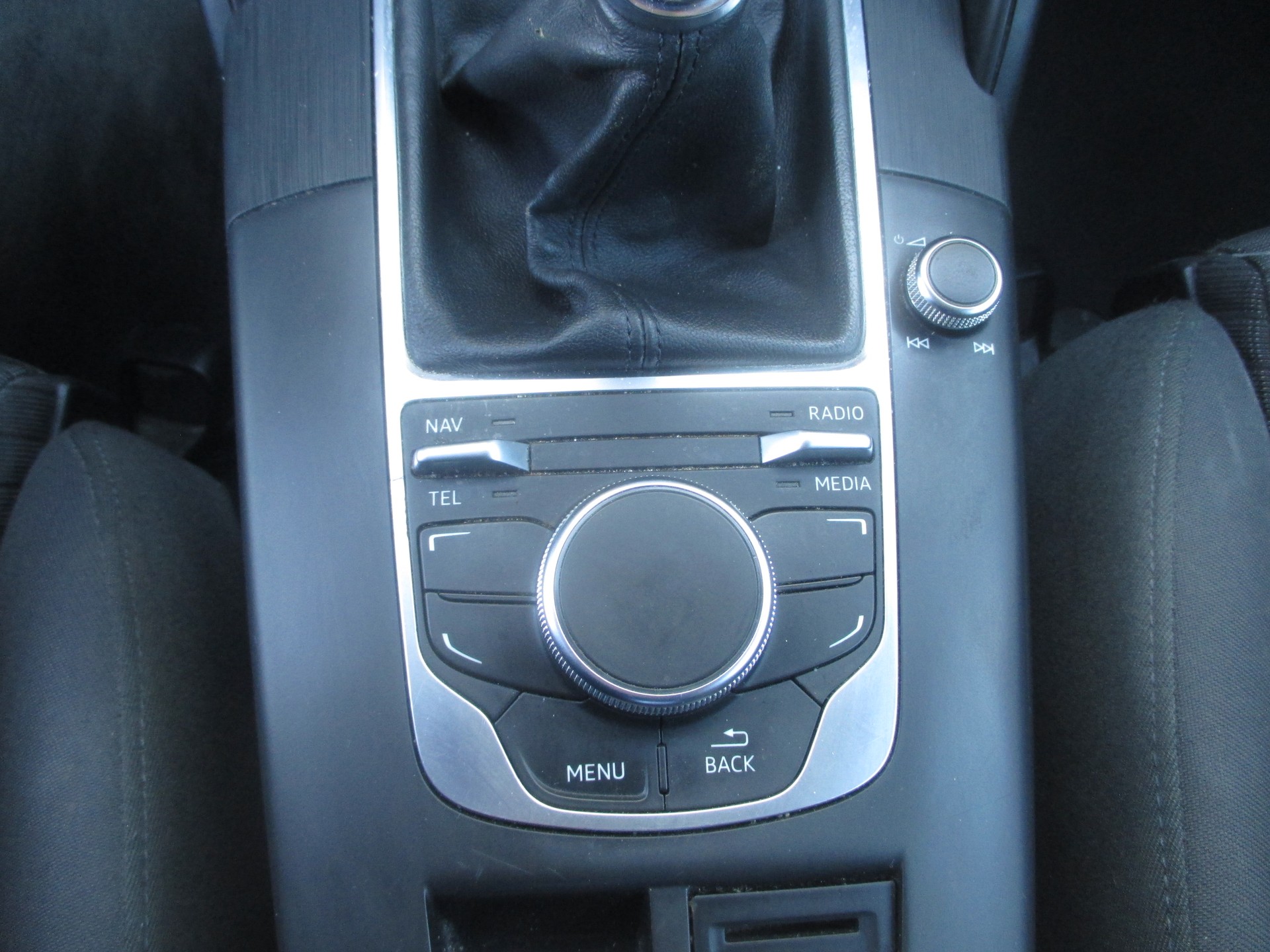AUDI A3 2.0 TDI Ambition-image-10