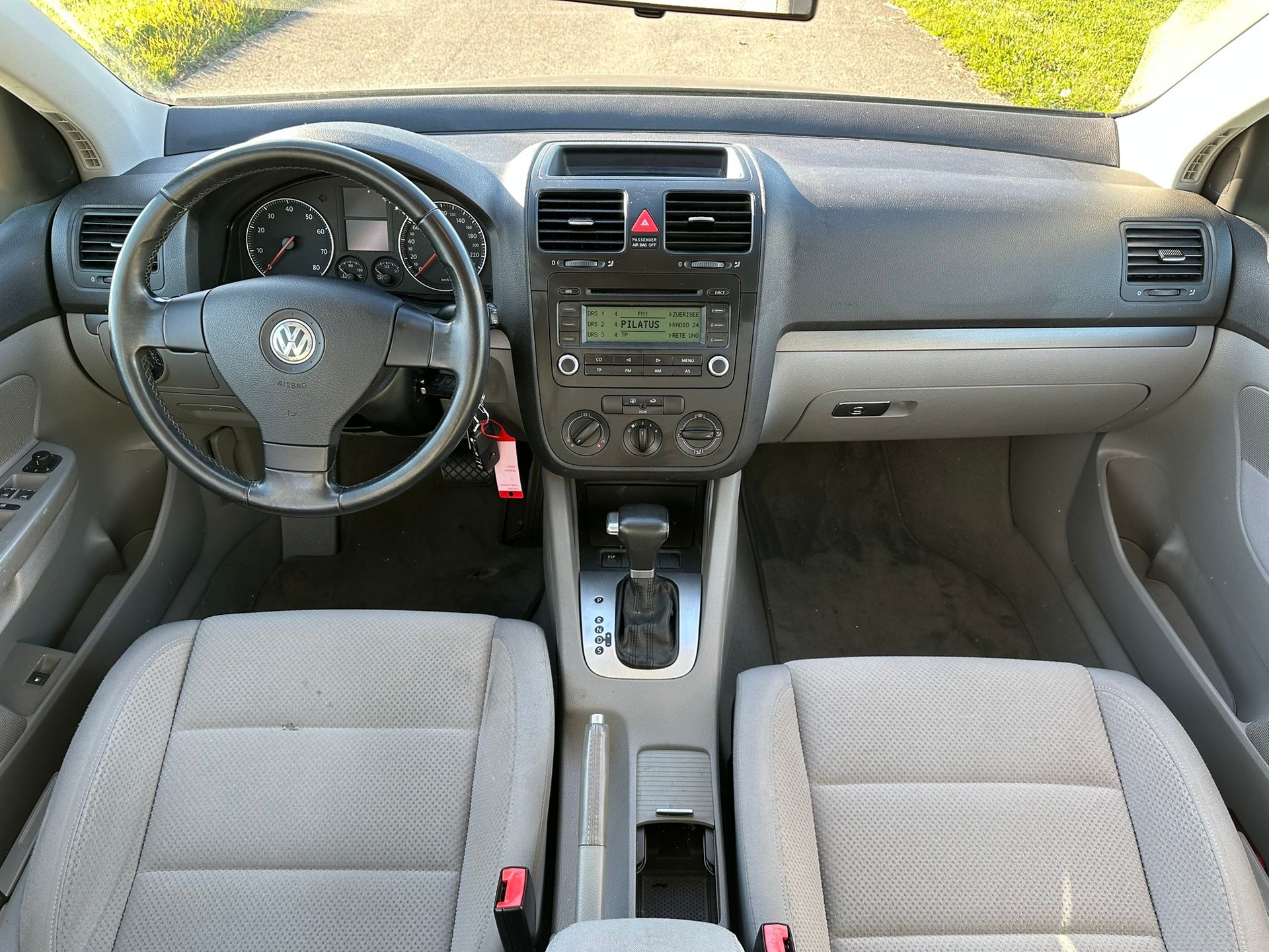 VW Golf 2.0 FSI Sportline-image-9