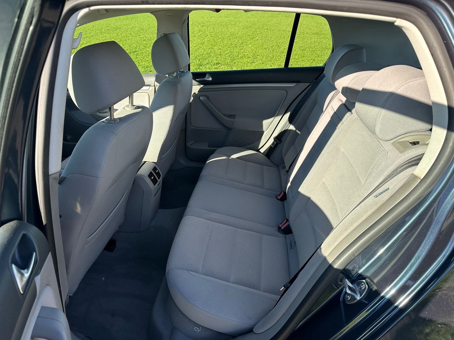 VW Golf 2.0 FSI Sportline-image-11