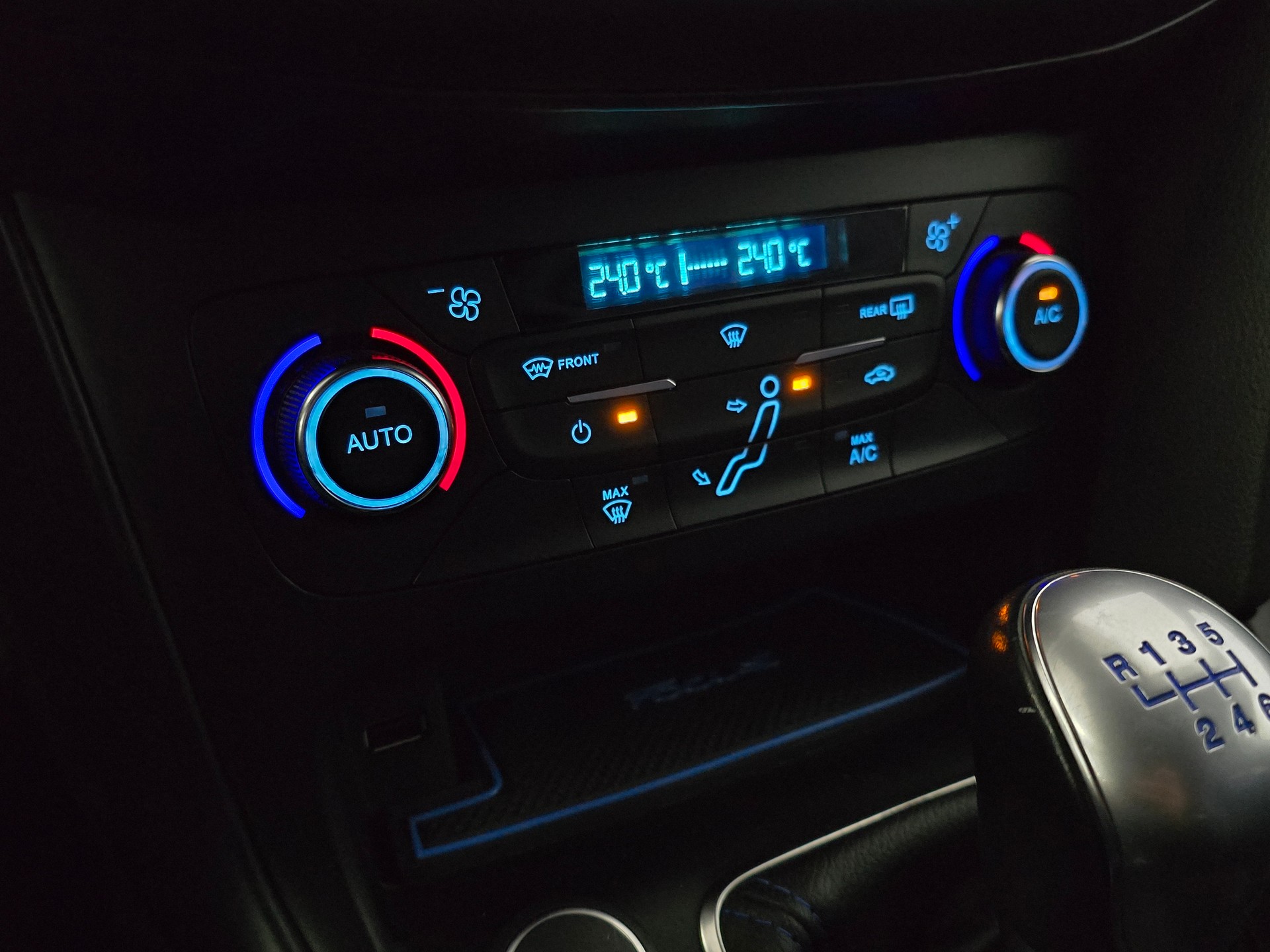 FORD Focus 2.3 EcoBoost RS+ AWD-image-23