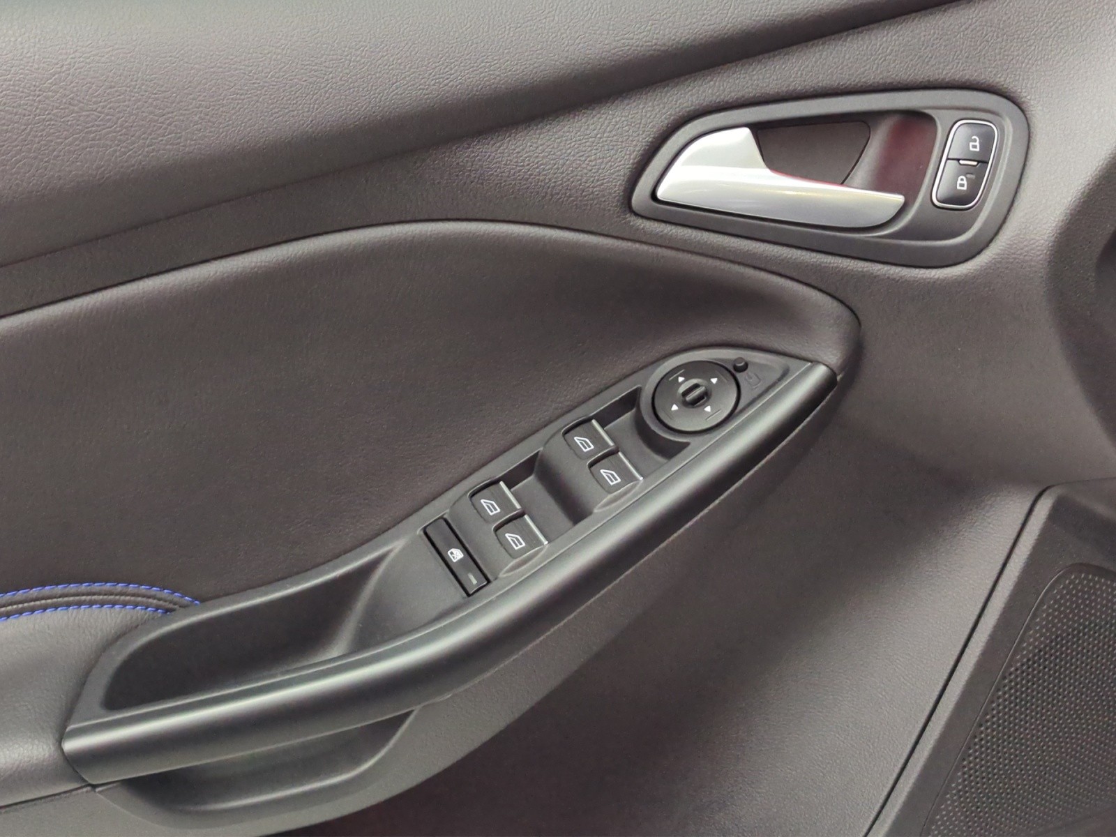 FORD Focus 2.3 EcoBoost RS+ AWD-image-26