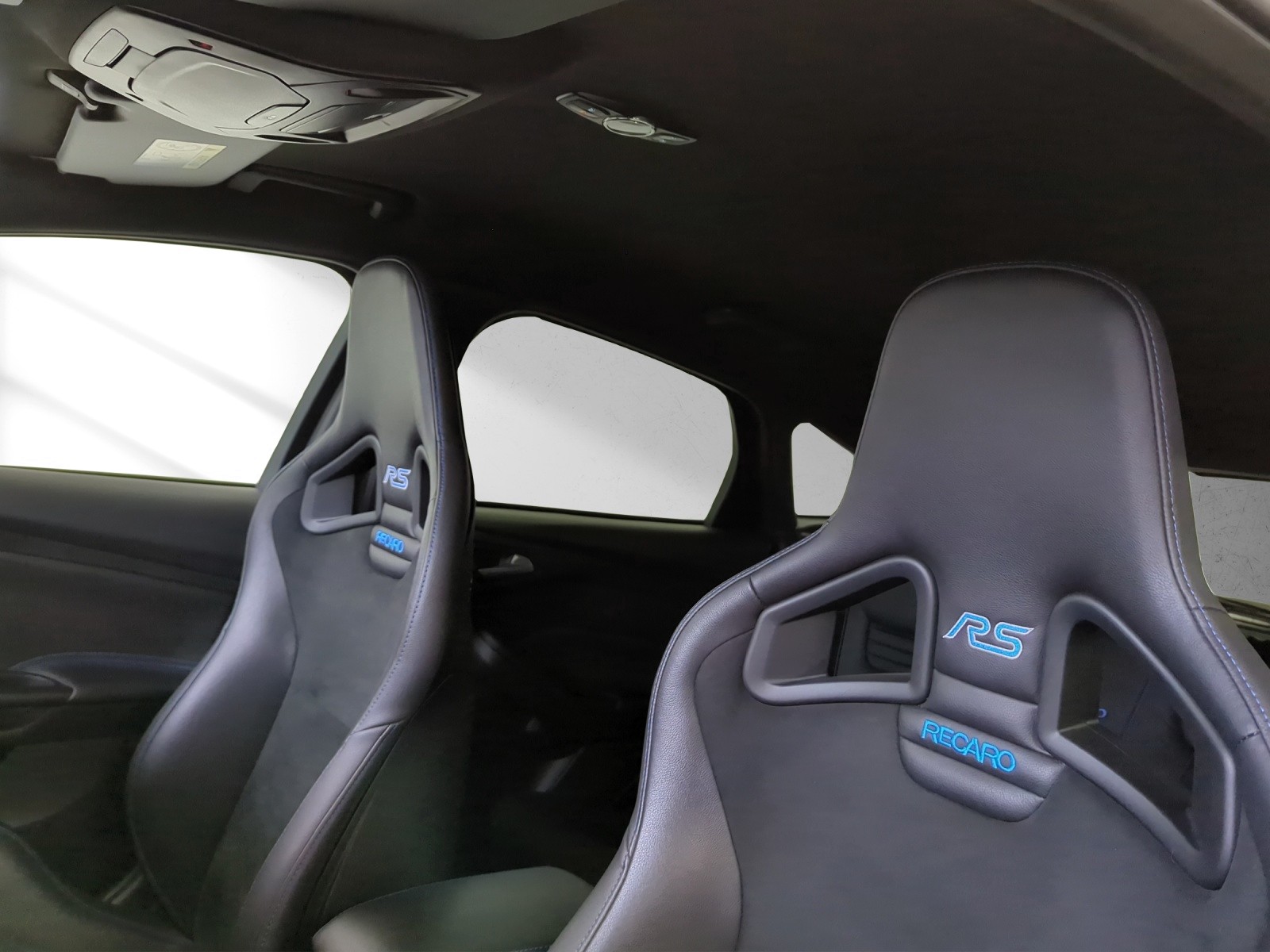 FORD Focus 2.3 EcoBoost RS+ AWD-image-12
