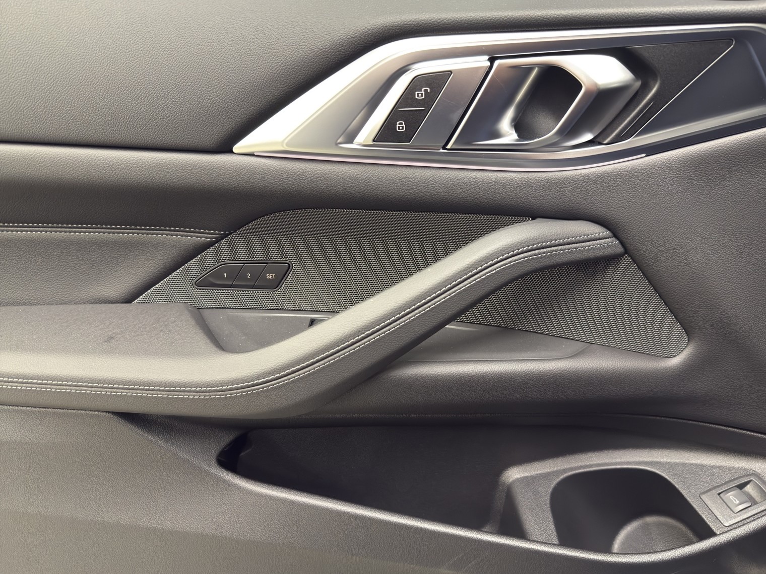 BMW M440i xDrive 48V Coupé M Sport Pro Steptronic-image-14