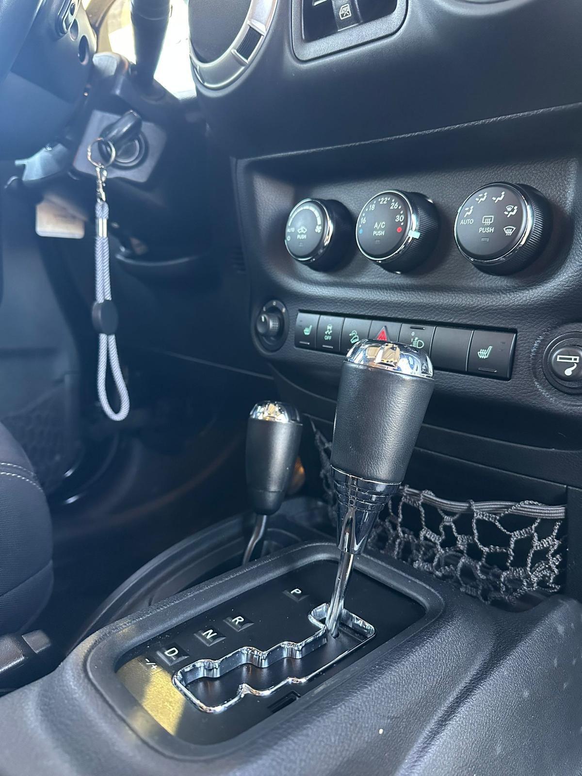 JEEP Wrangler 2.8CRD Unlimited Rubicon Automatic-image-13
