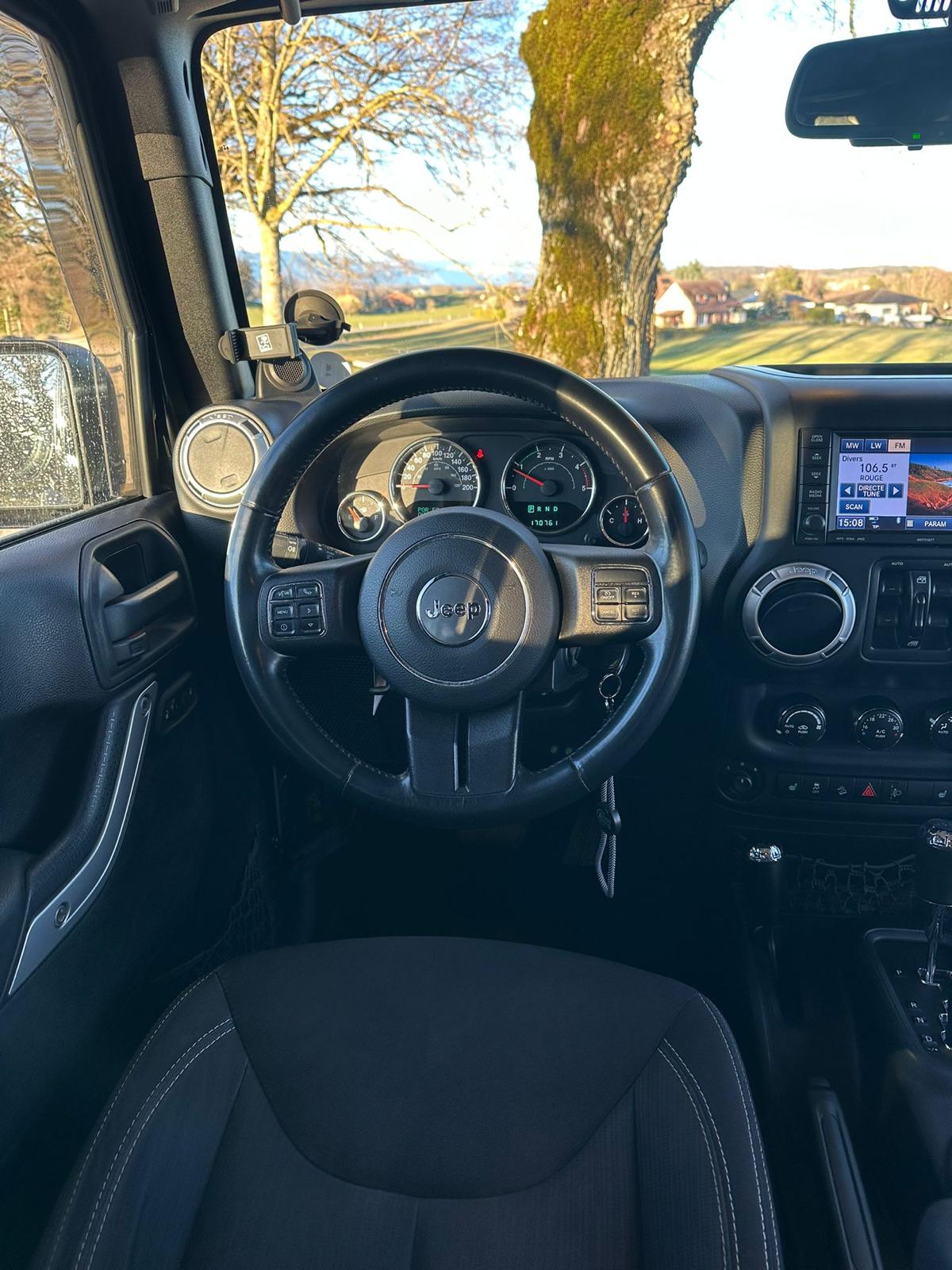 JEEP Wrangler 2.8CRD Unlimited Rubicon Automatic-image-10