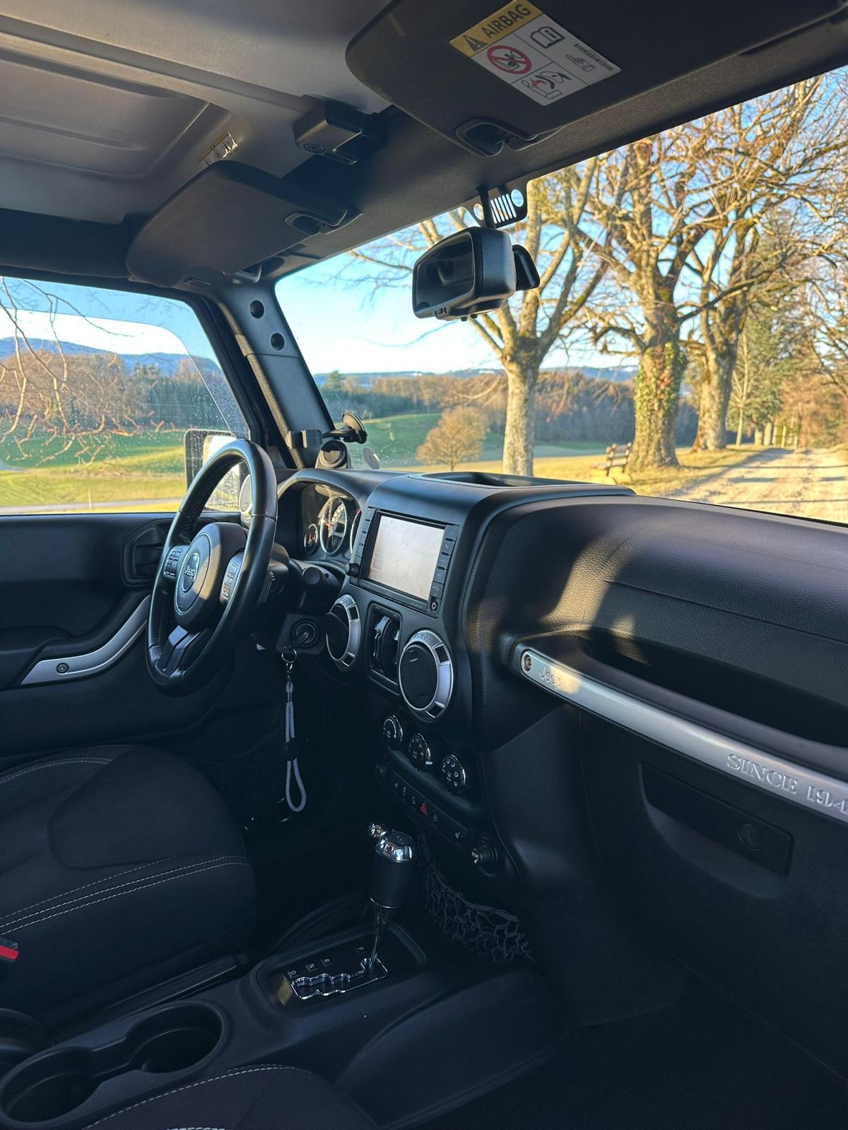JEEP Wrangler 2.8CRD Unlimited Rubicon Automatic-image-14