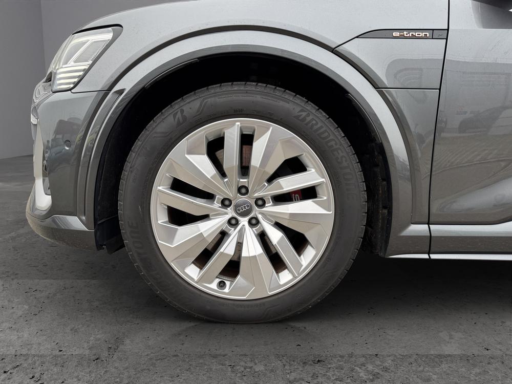 AUDI e-tron S quattro (Ch-Fahrzeug)-image-14