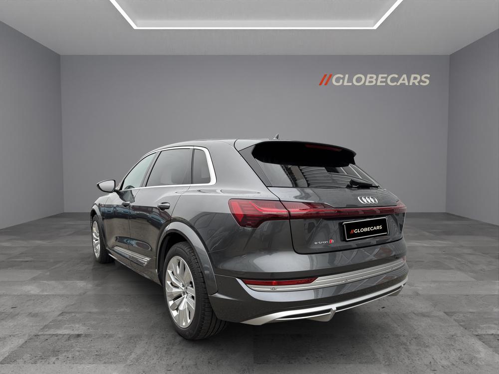 AUDI e-tron S quattro (Ch-Fahrzeug)-image-5