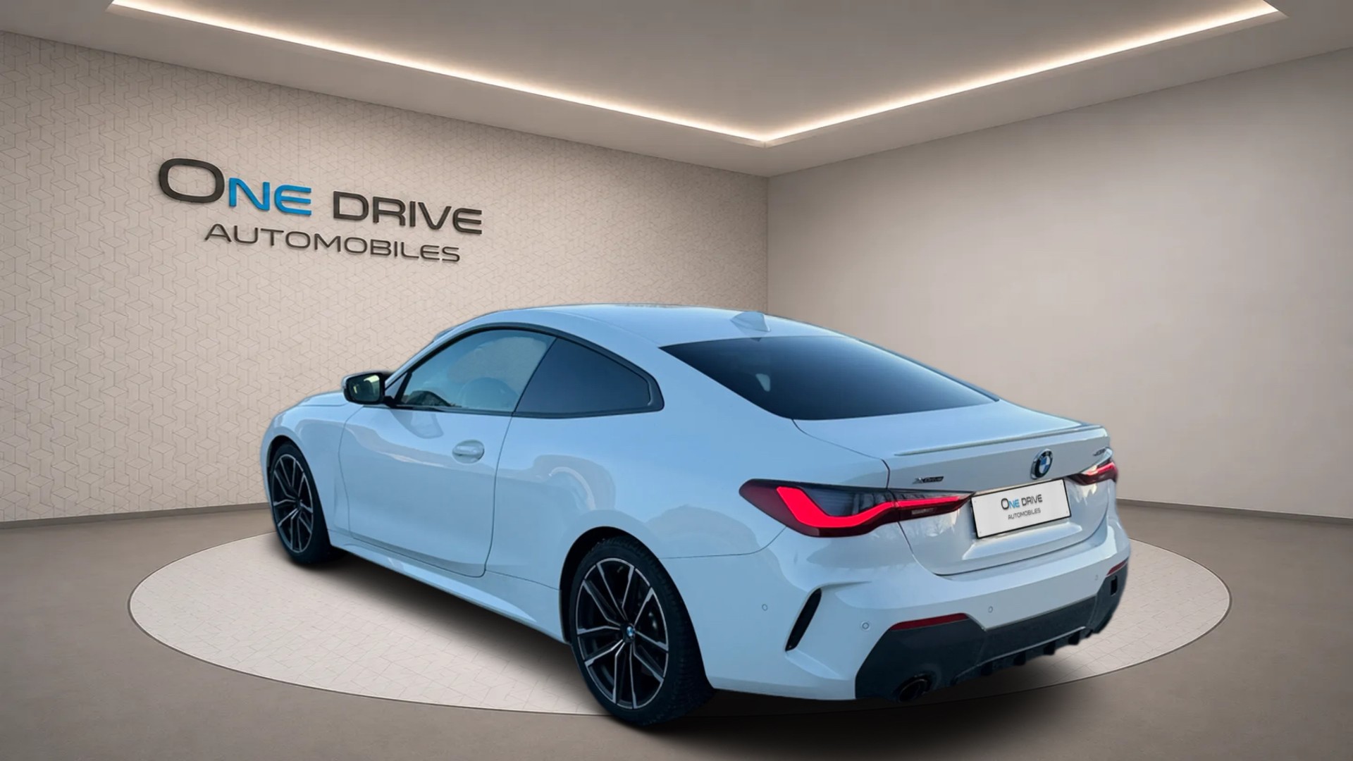 BMW 420d xDrive 48V Coupé M Sport Steptronic-image-7