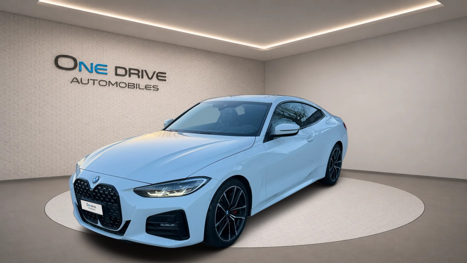BMW 420d xDrive 48V Coupé M Sport Steptronic-image-1