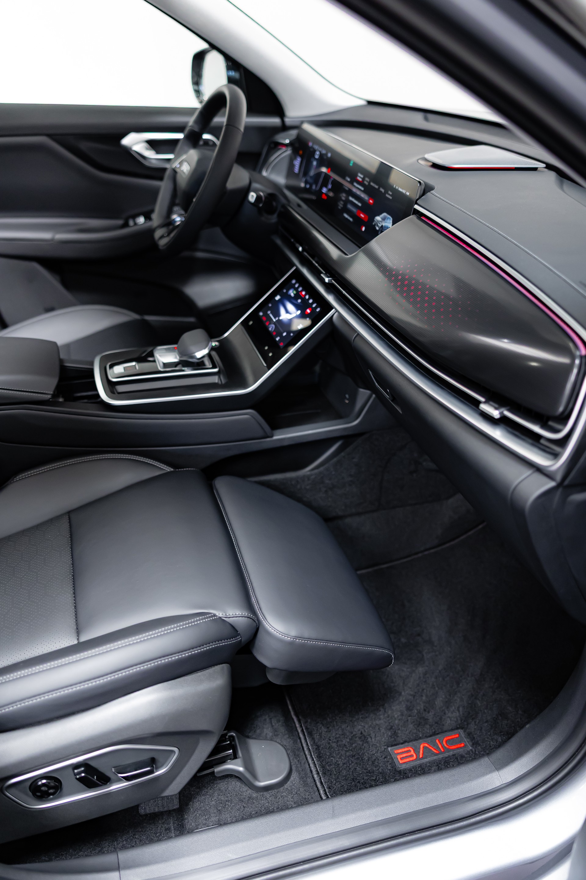 BAIC X7 1.5 Premium-image-13