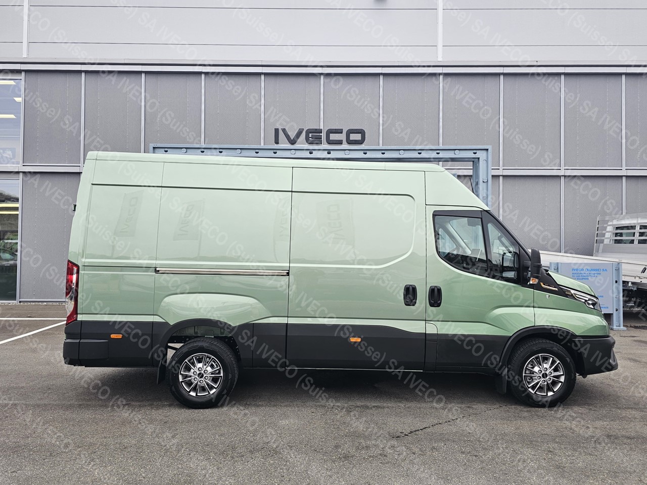 IVECO 35S18HA8 V H2-image-4