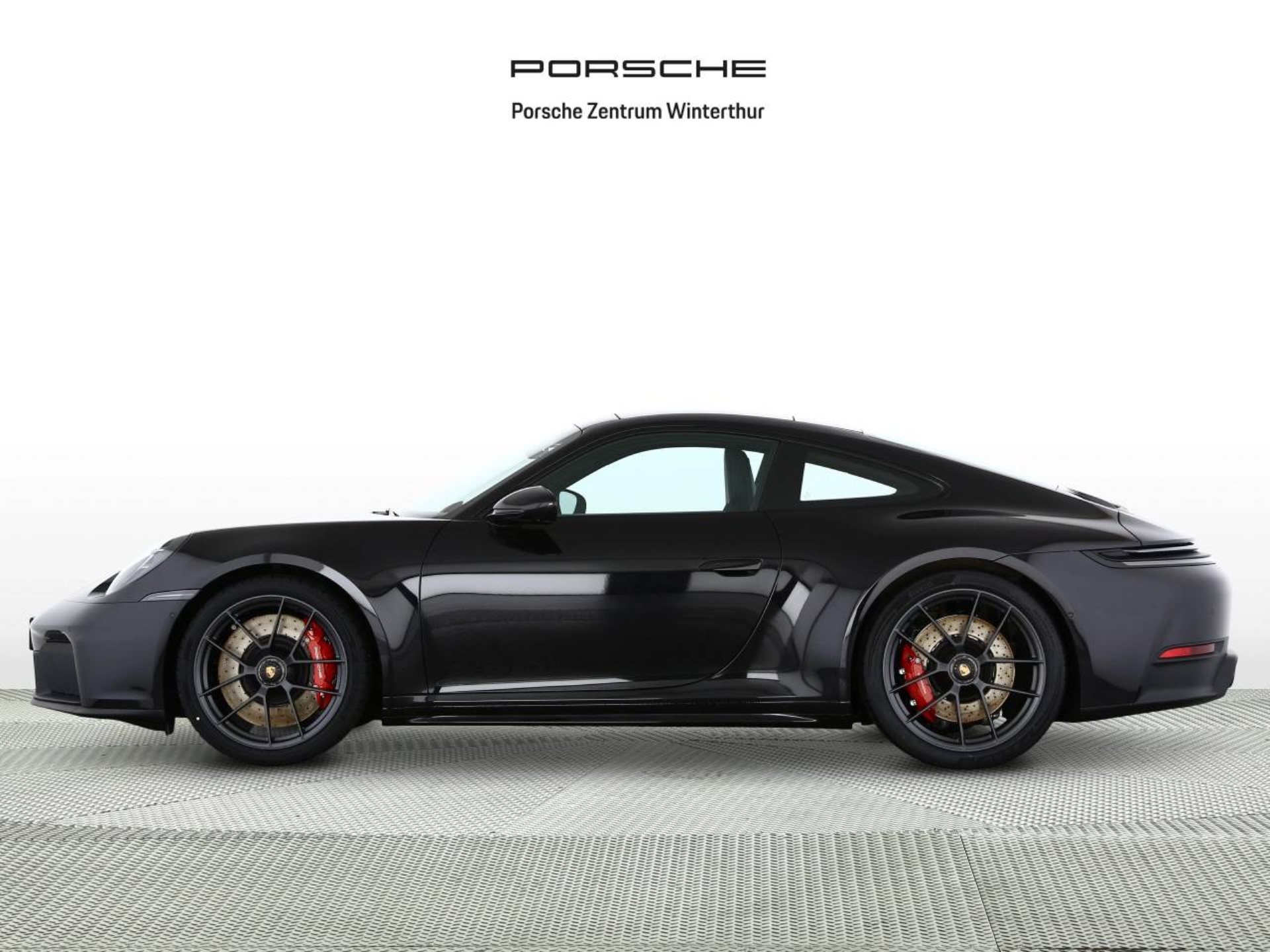 PORSCHE 911 Carrera GTS-image-1