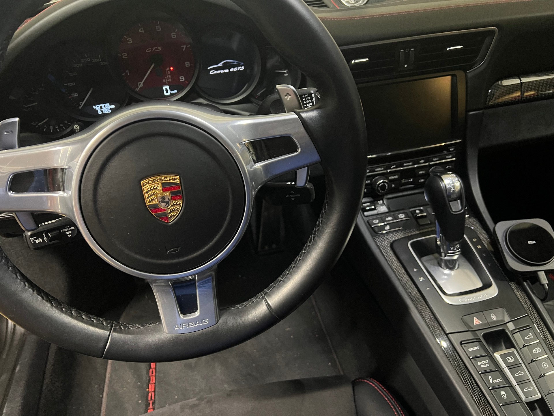 PORSCHE 911 Carrera 4 GTS PDK-image-3