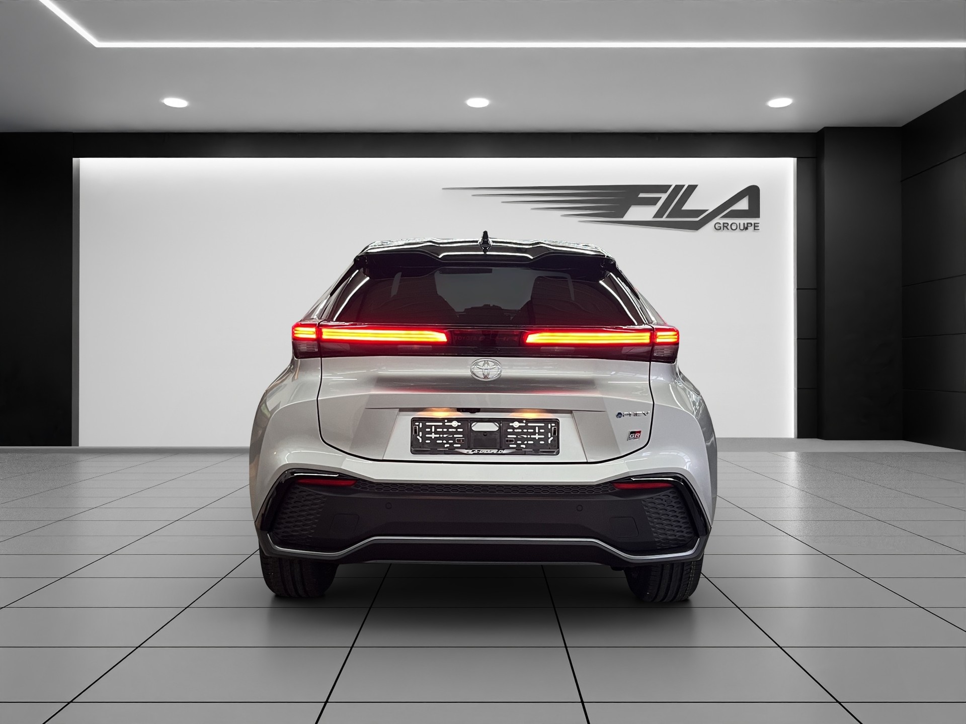 TOYOTA C-HR 2.0 PHEV GR Sport-image-4