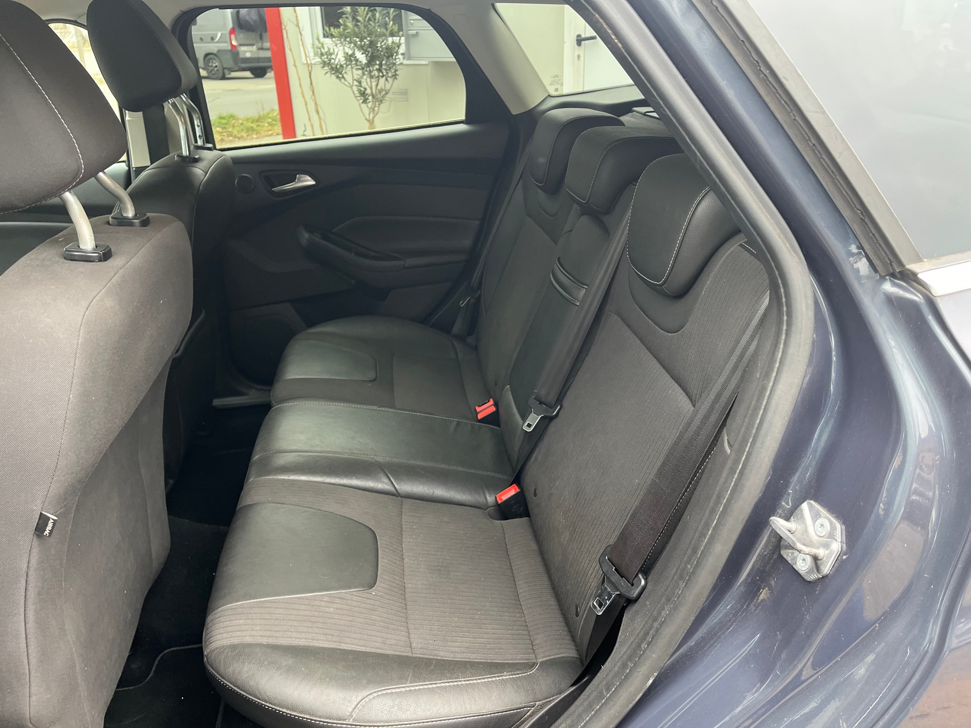 FORD Focus 1.6 SCTi Trend-image-6