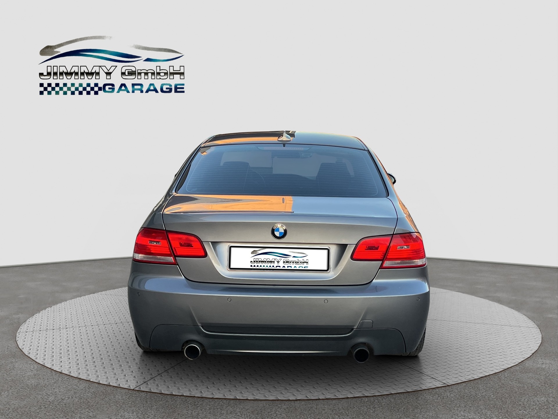 BMW 335i xDrive Coupé Steptronic-image-4