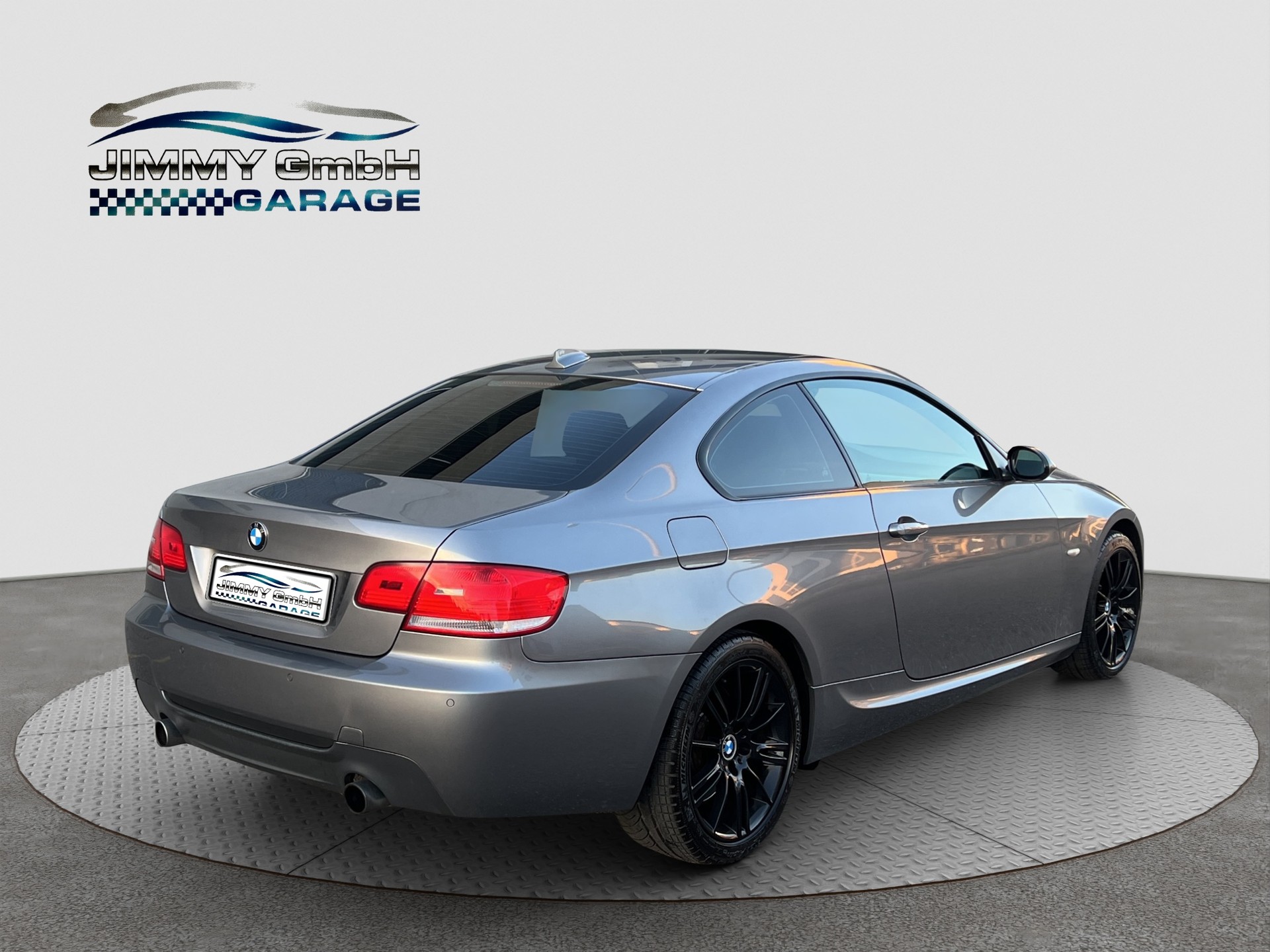 BMW 335i xDrive Coupé Steptronic-image-5