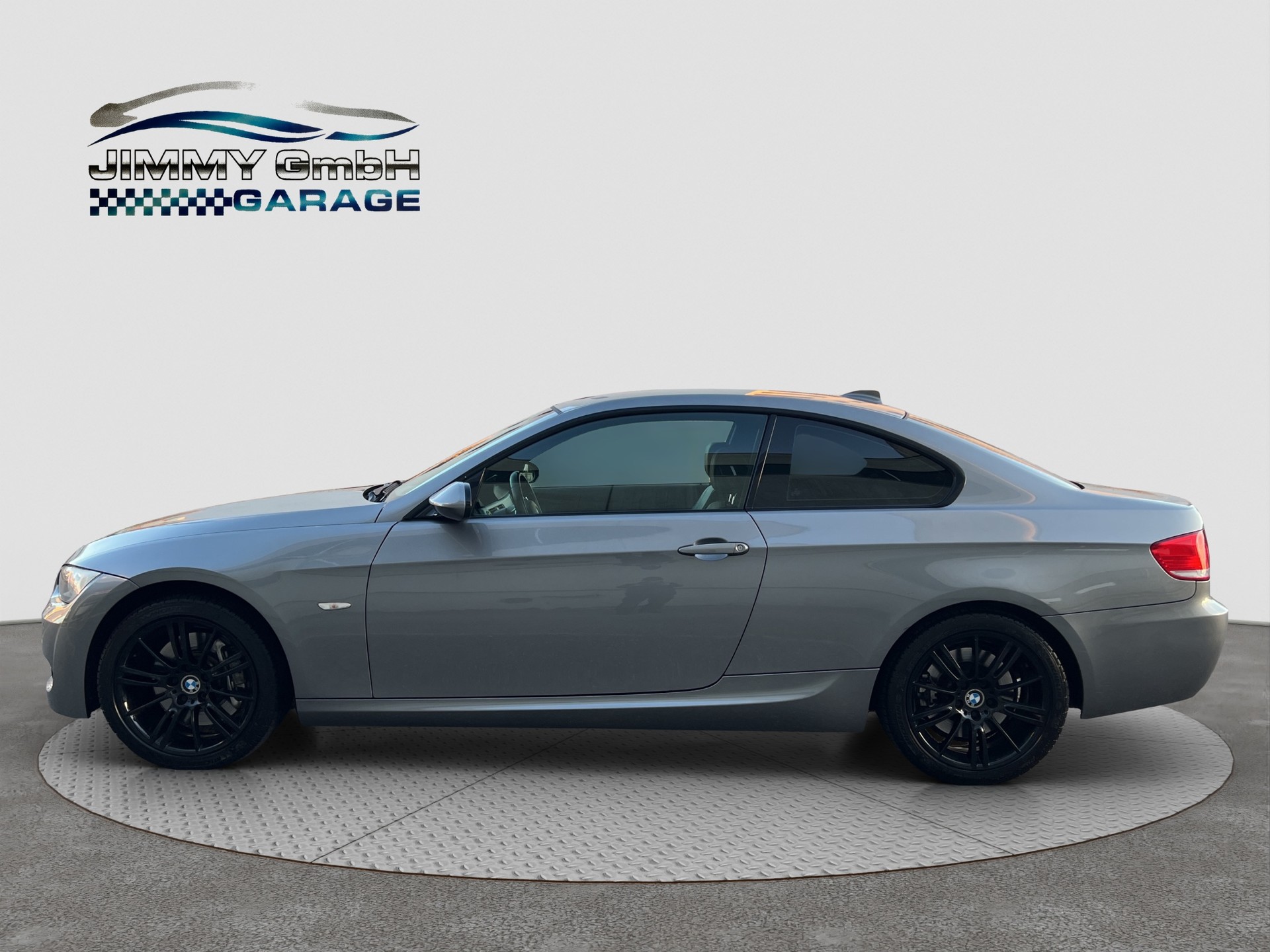 BMW 335i xDrive Coupé Steptronic-image-2