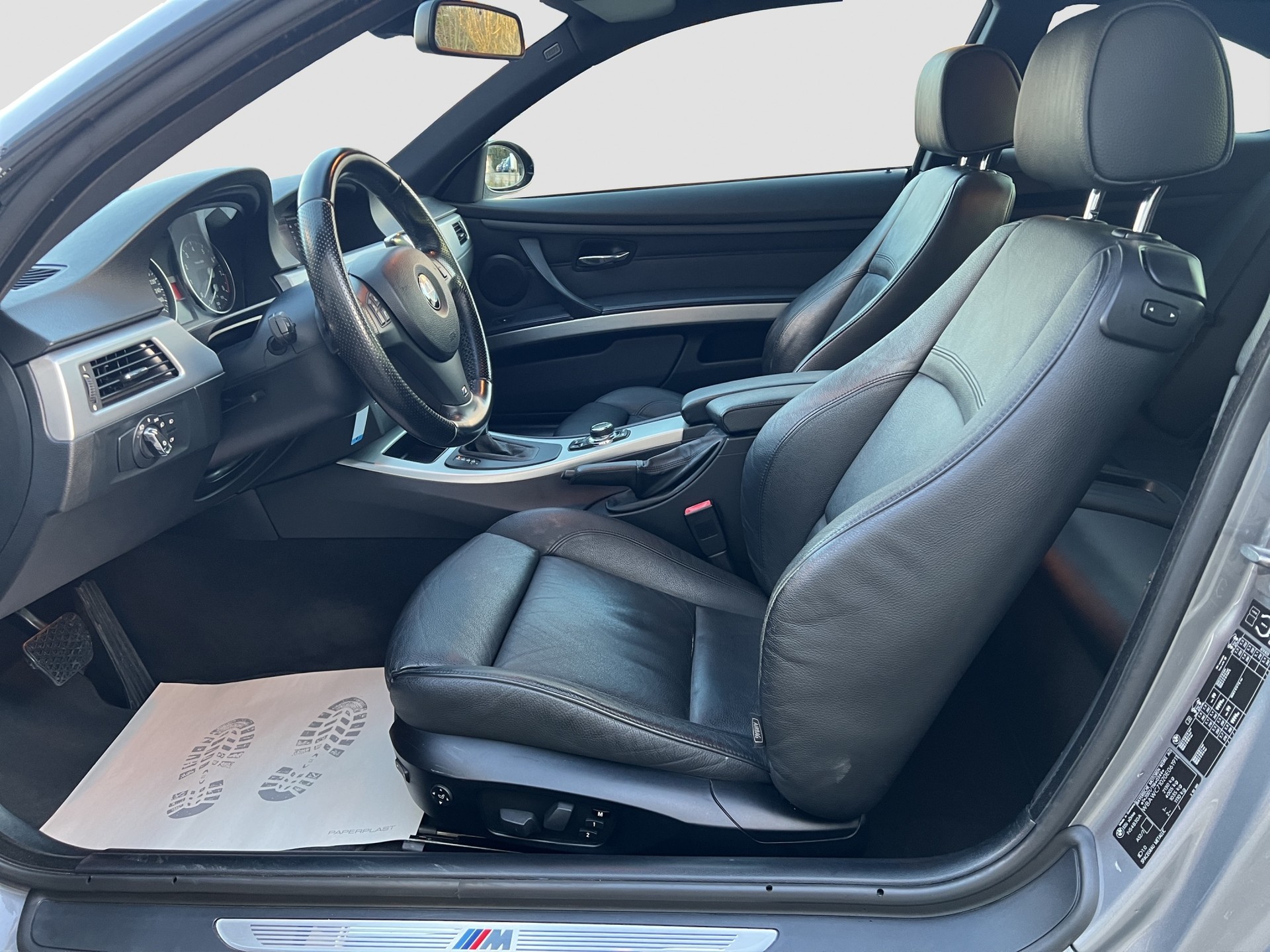 BMW 335i xDrive Coupé Steptronic-image-8