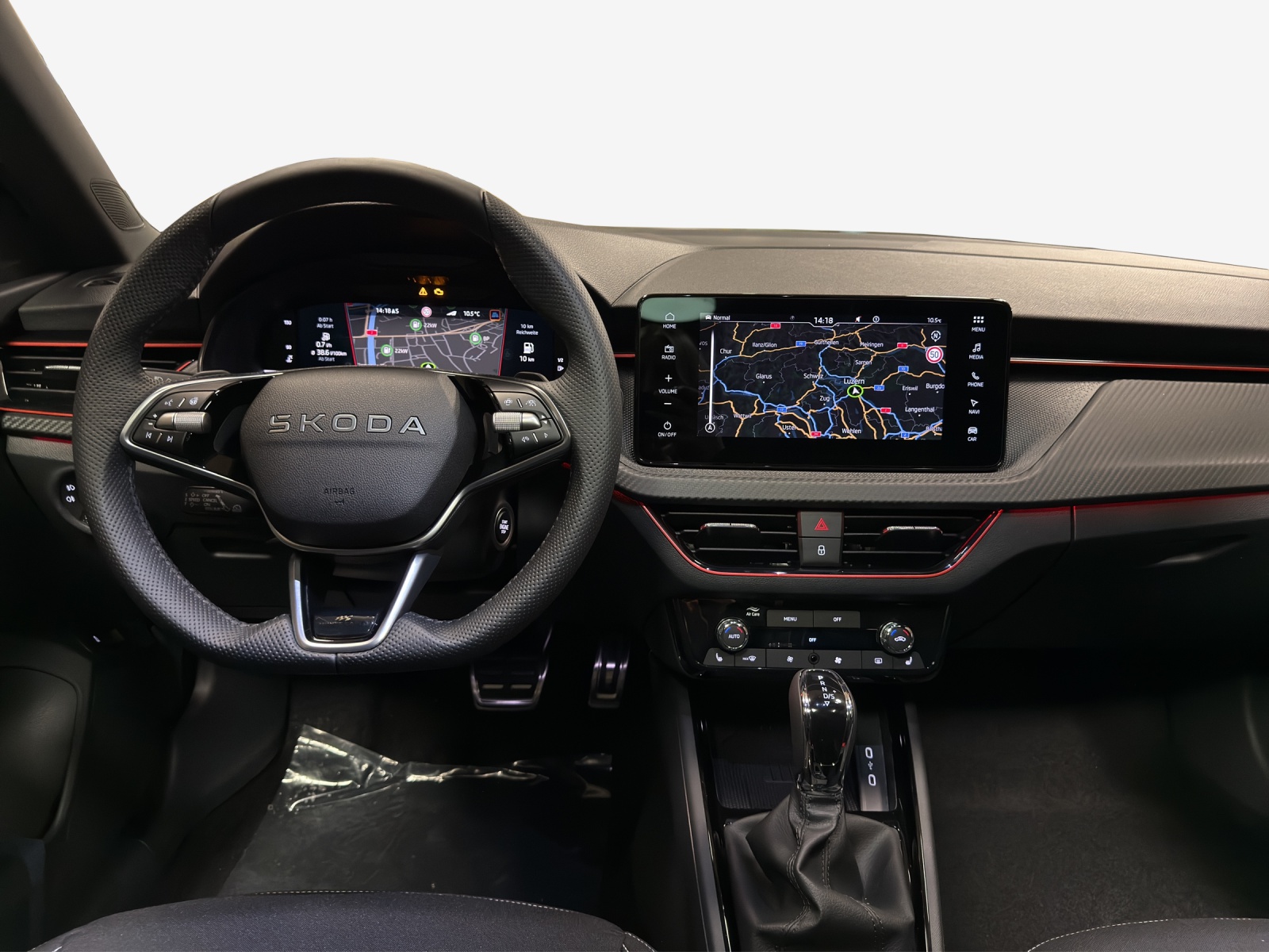 SKODA Kamiq 1.0 TSI Monte Carlo DSG-image-8